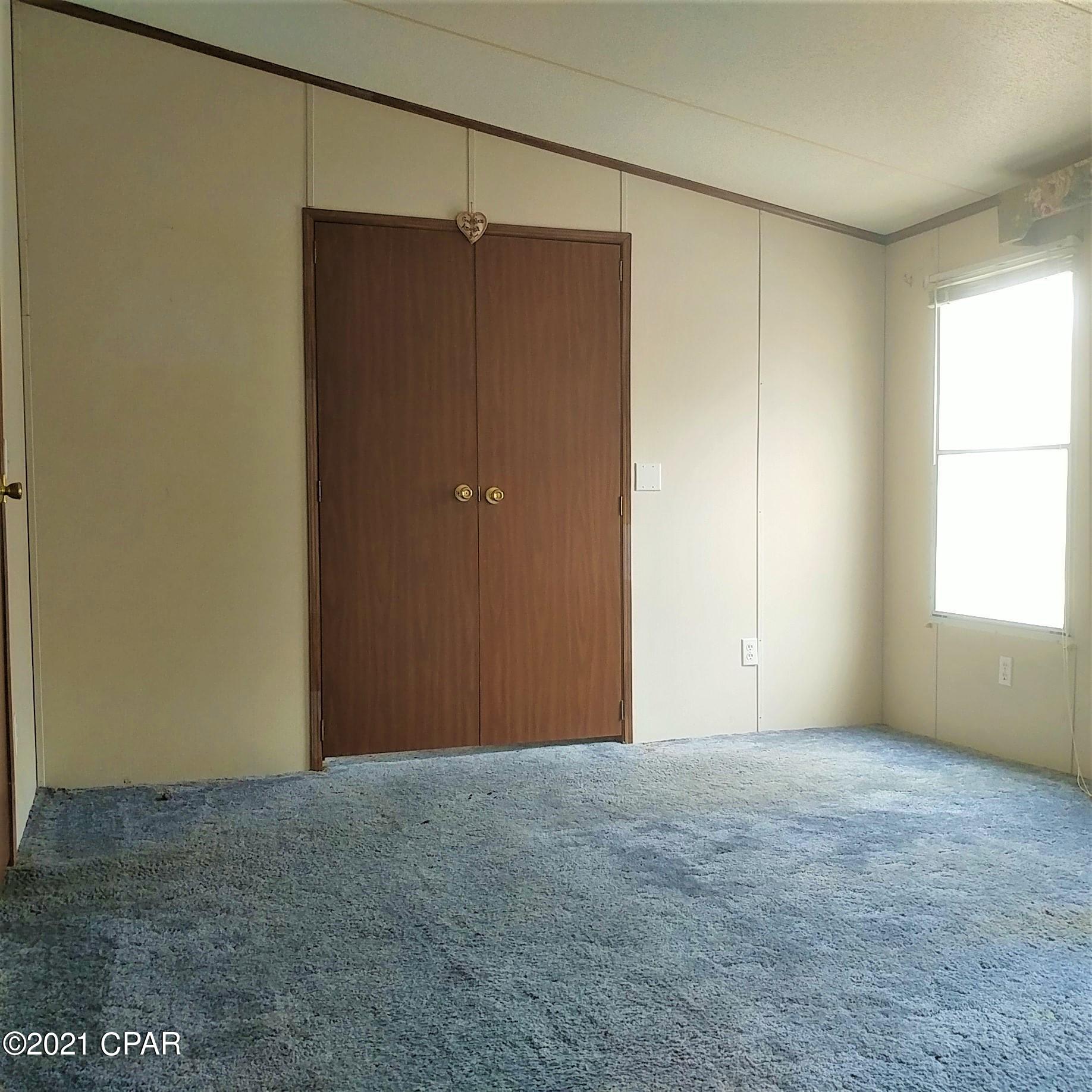 Oakwood Lakes - Residential