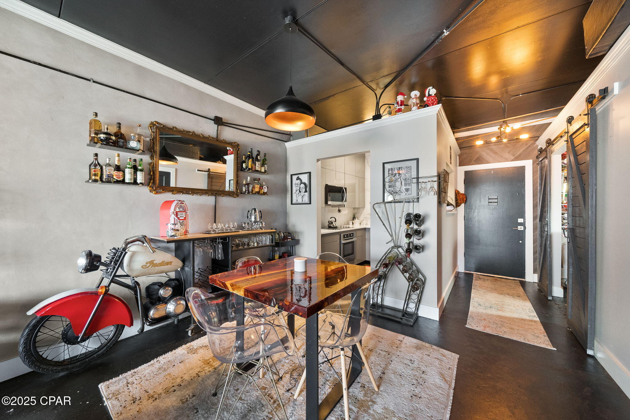 Bay Club Condo Ph 1 - Residential