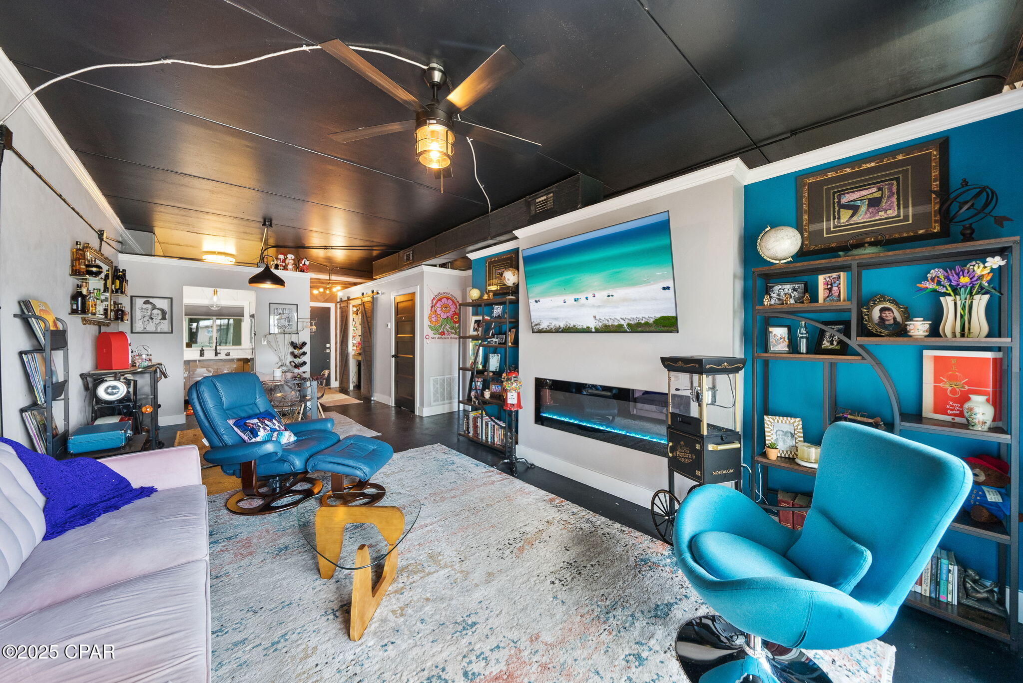 Bay Club Condo Ph 1 - Residential