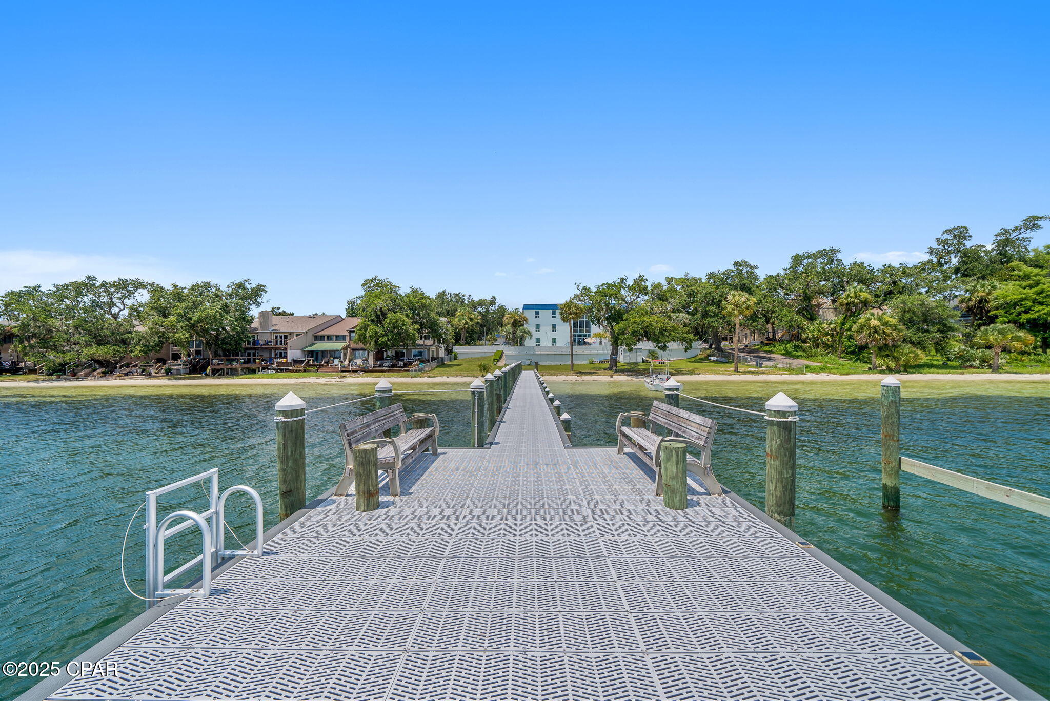 Bay Club Condo Ph 1 - Residential