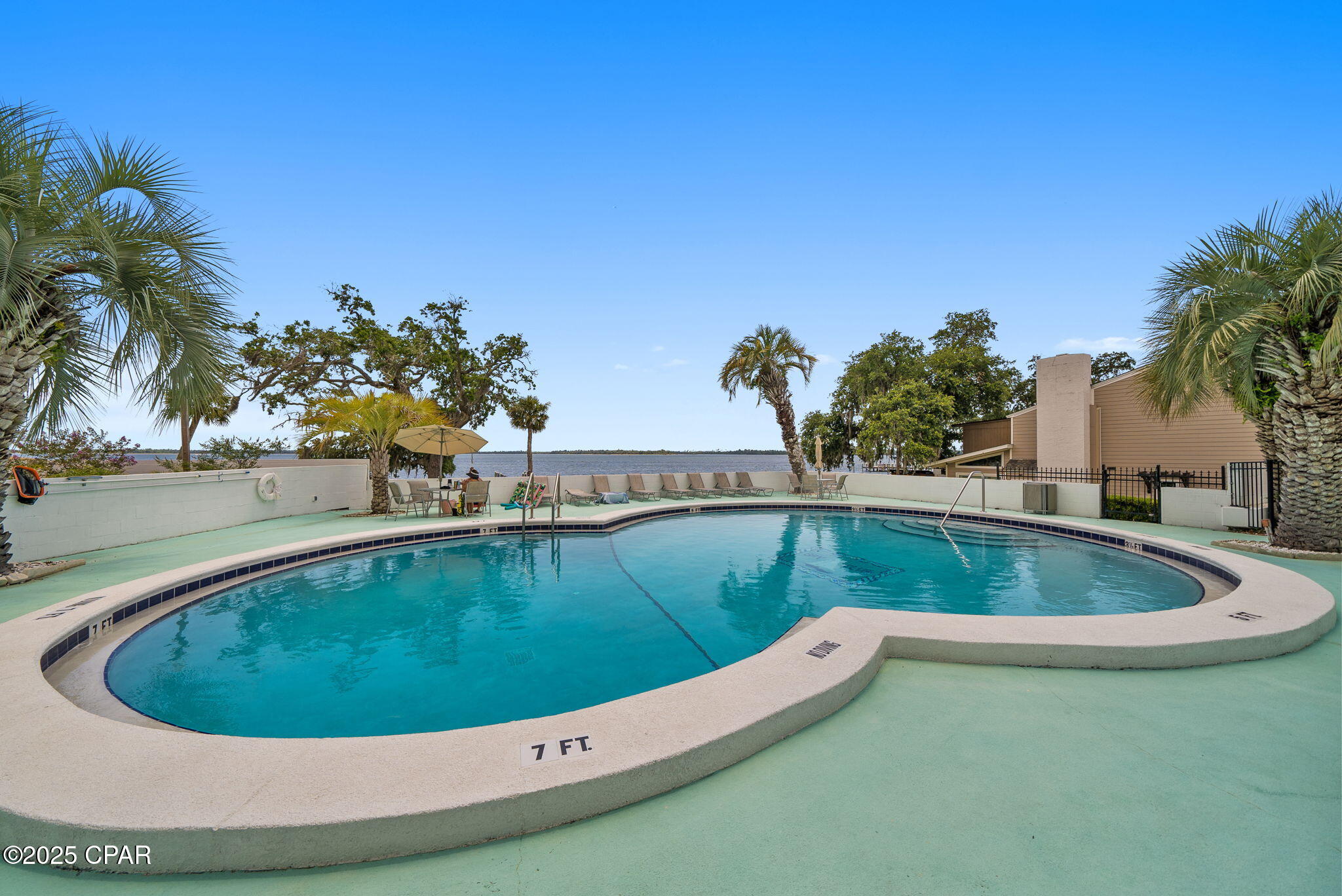 Bay Club Condo Ph 1 - Residential