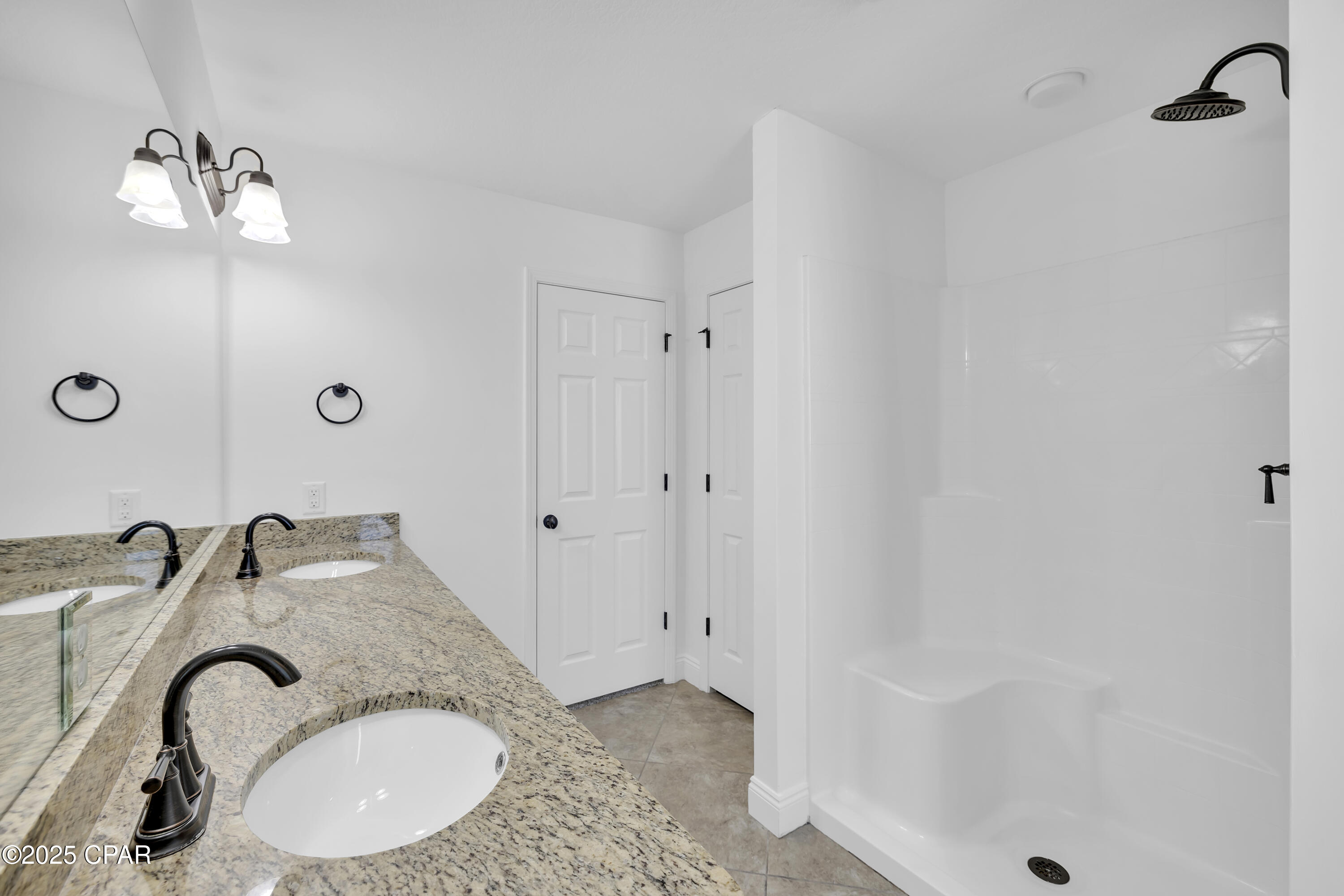 Annabella's Townhomes - Residential Lease