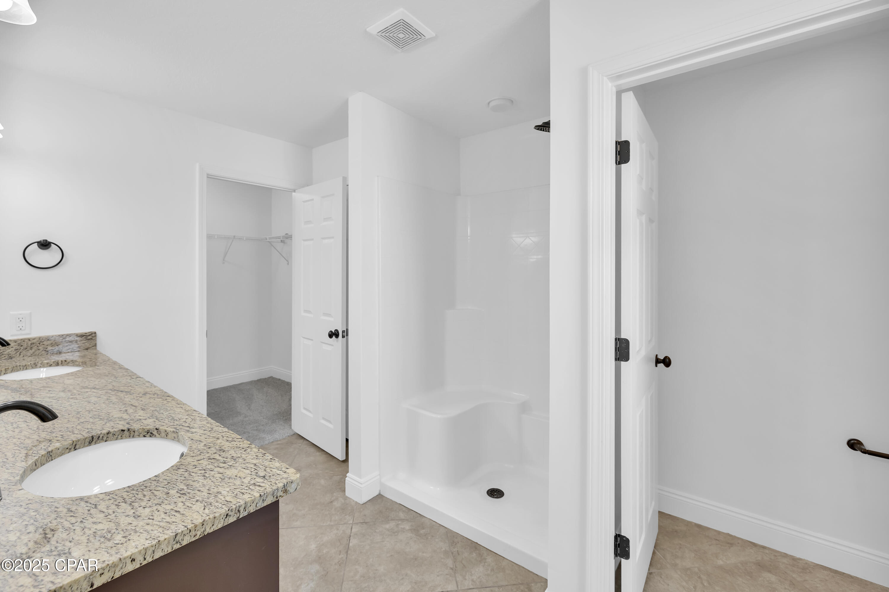 Annabella's Townhomes - Residential Lease