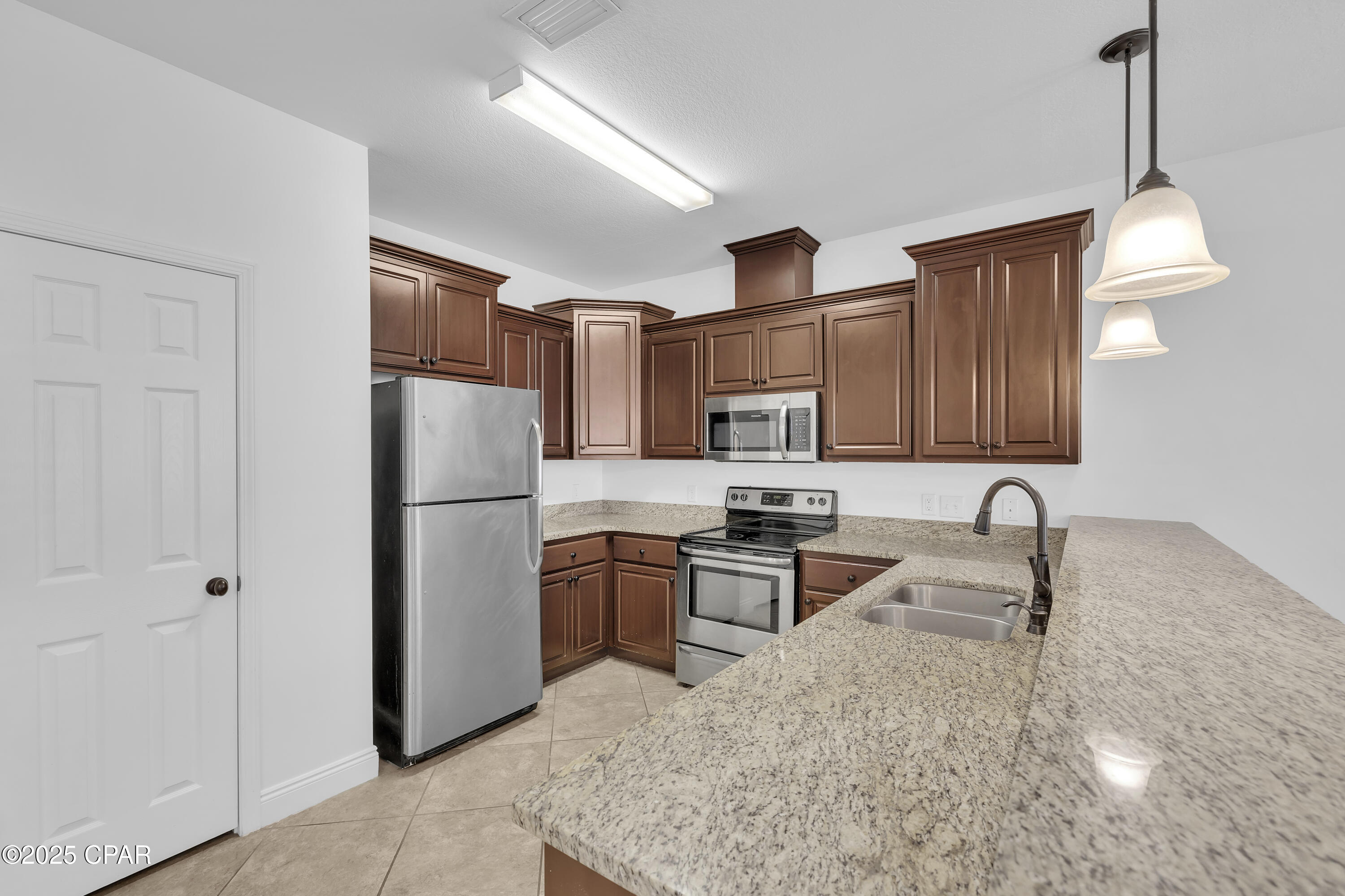 Annabella's Townhomes - Residential Lease