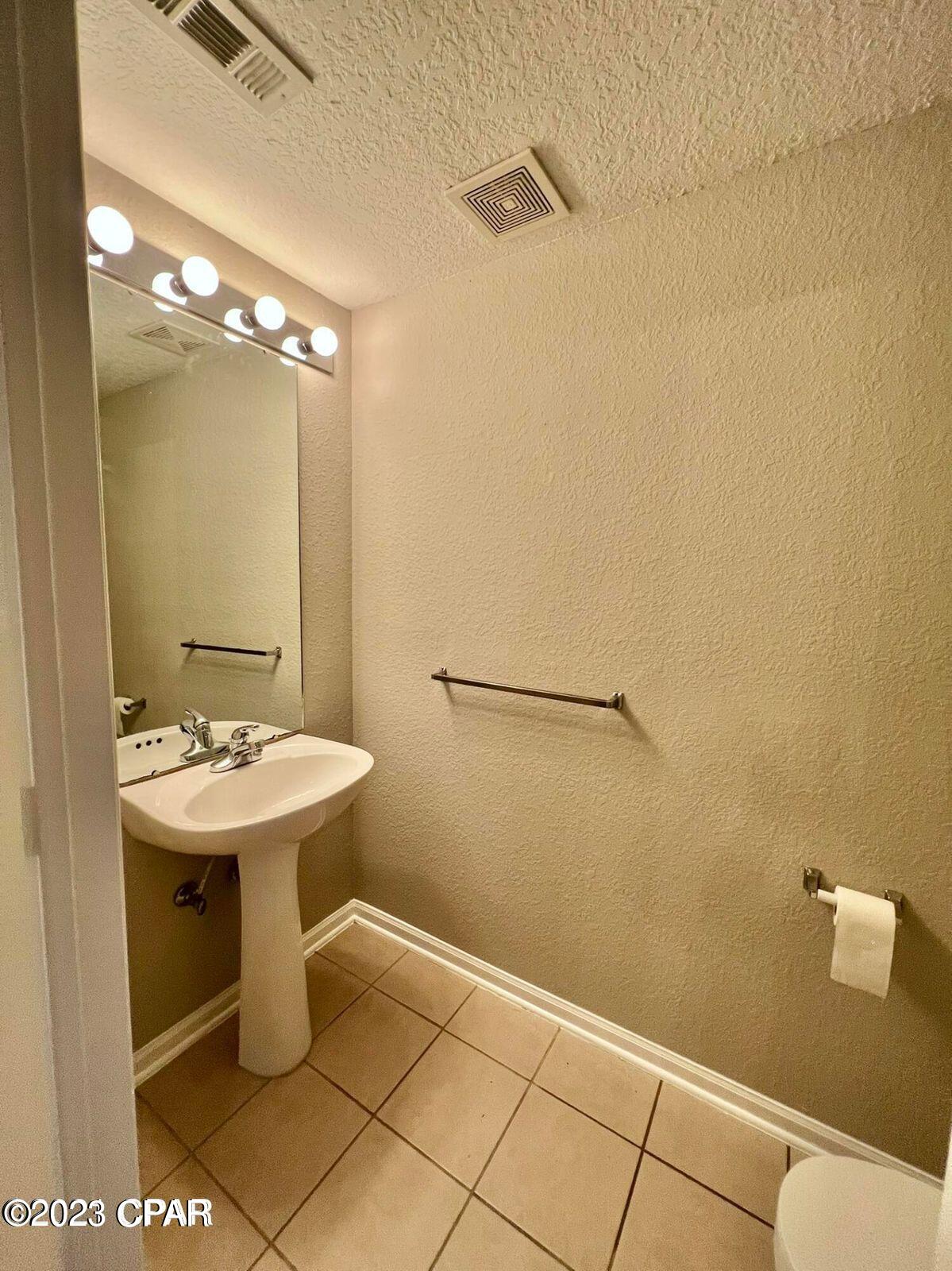 Baldwin Rowe - Residential Lease