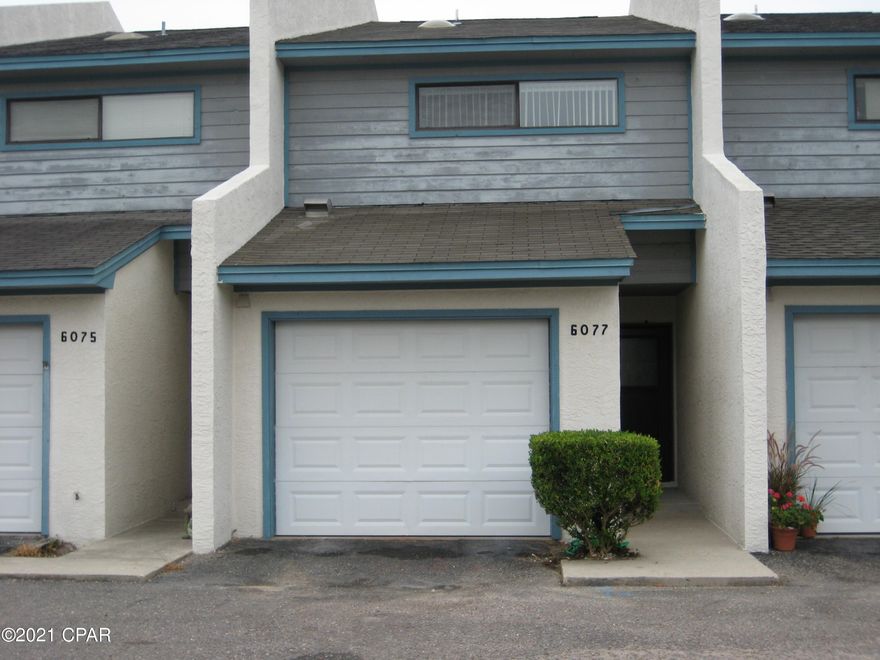 *1/2 deposit for active military*



Newly remodeled waterfront townhome offers 3 Bedrooms and 2.5 Baths. Equipped with a washer/dryer connection.1 car garage. Home is beach front and has wonderful water views.



*All pets are a part of the application process and are subject to the homeowner's approval*