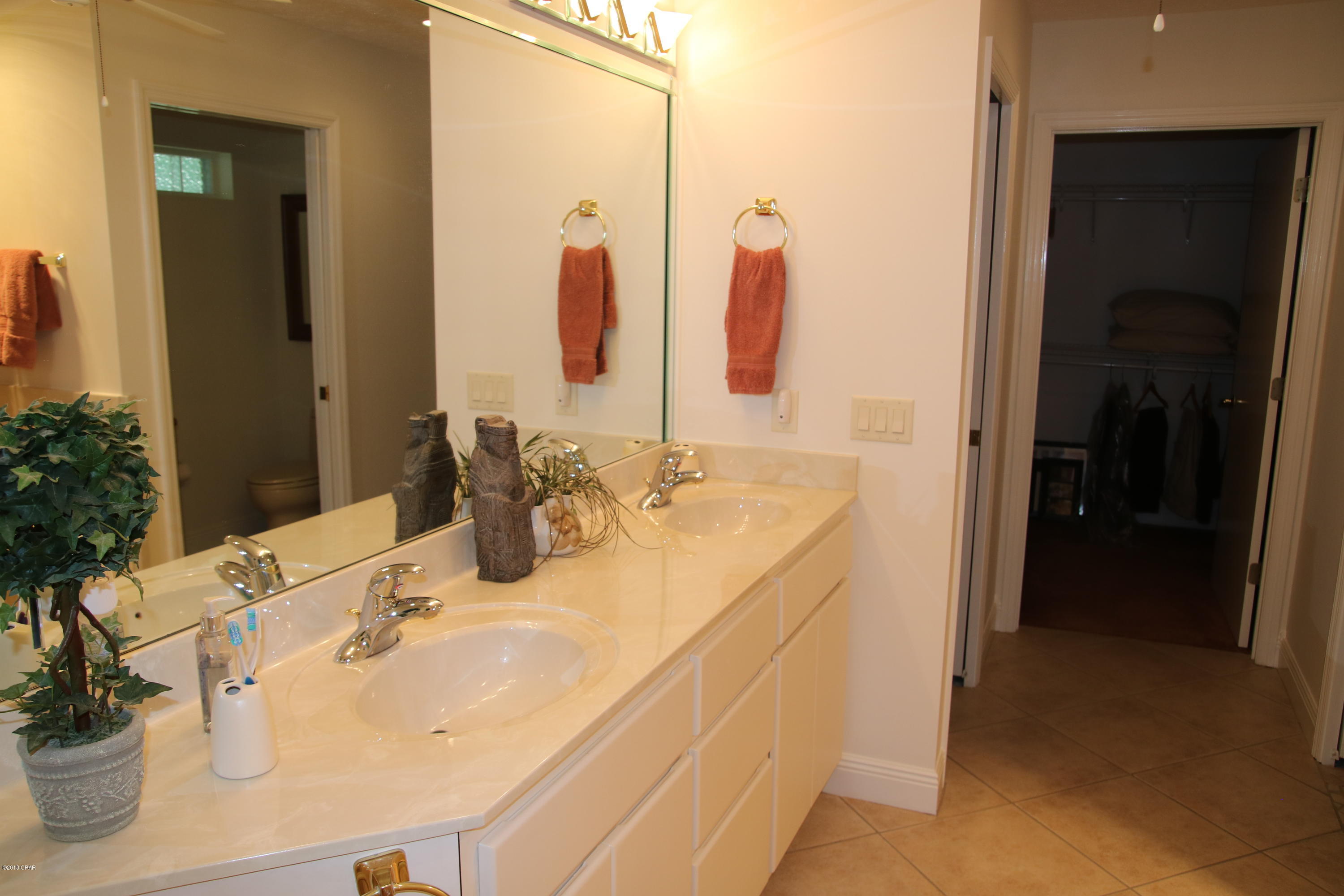 Colony Club - Residential