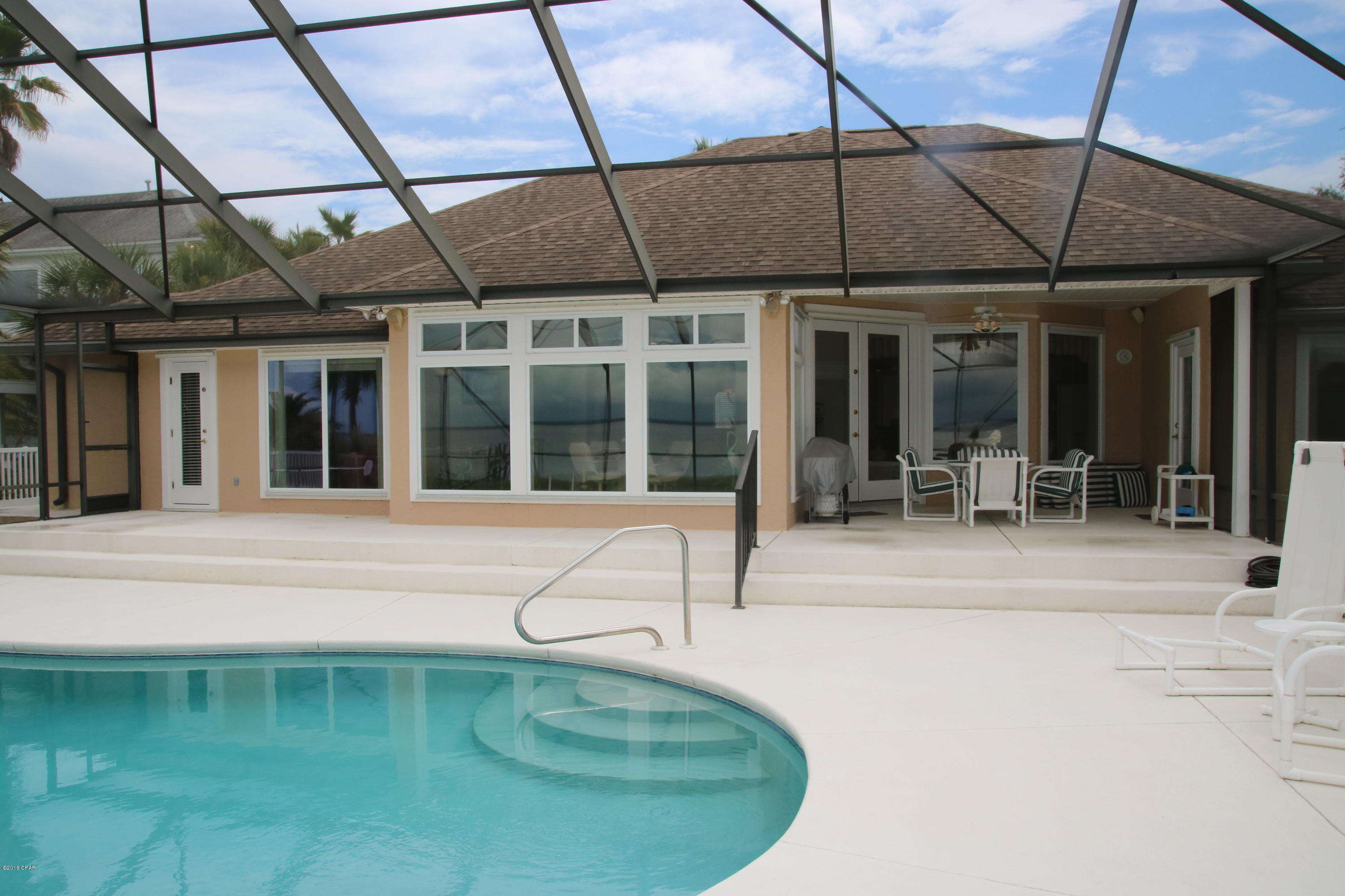 Colony Club - Residential