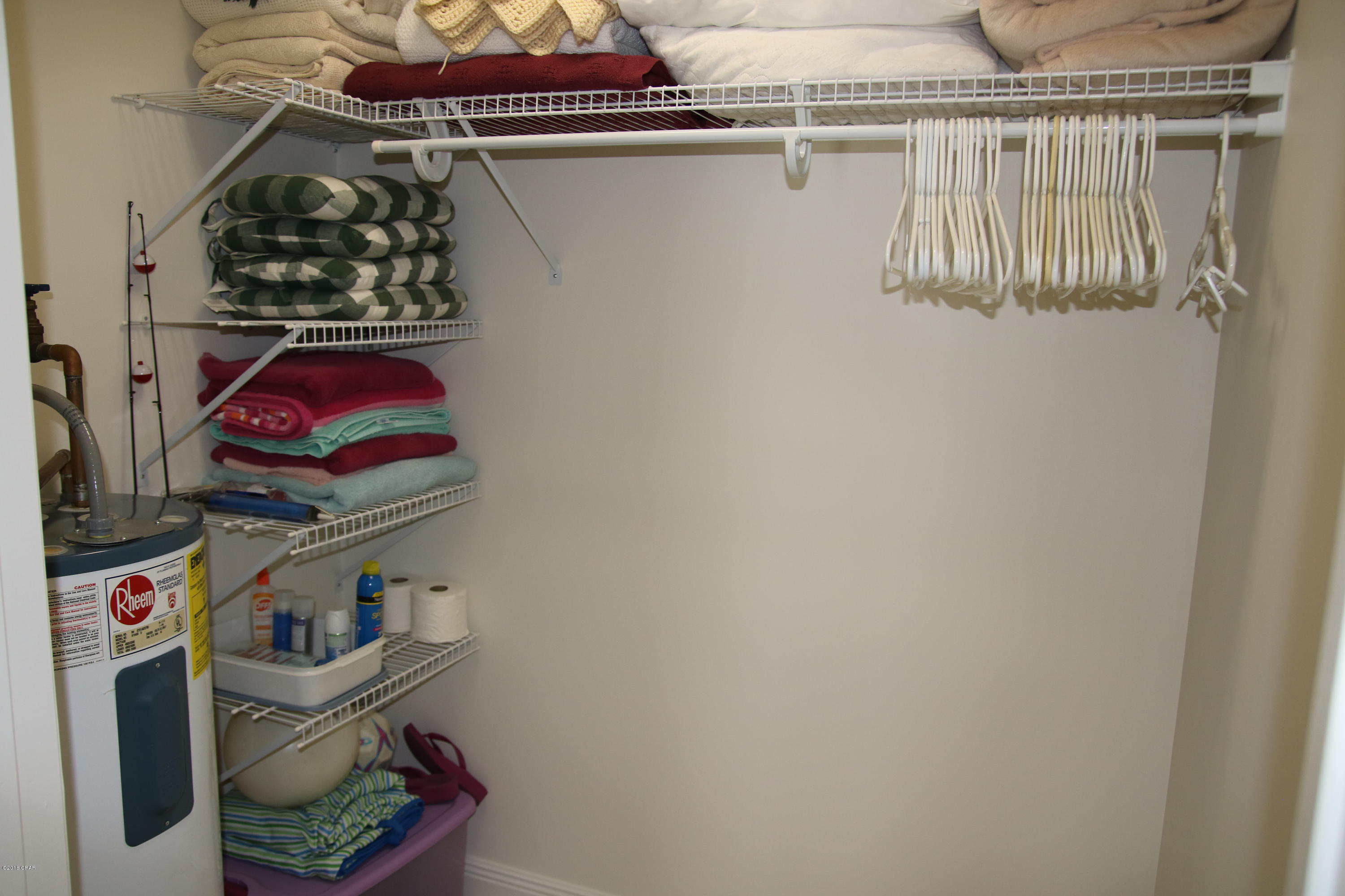 Colony Club - Residential