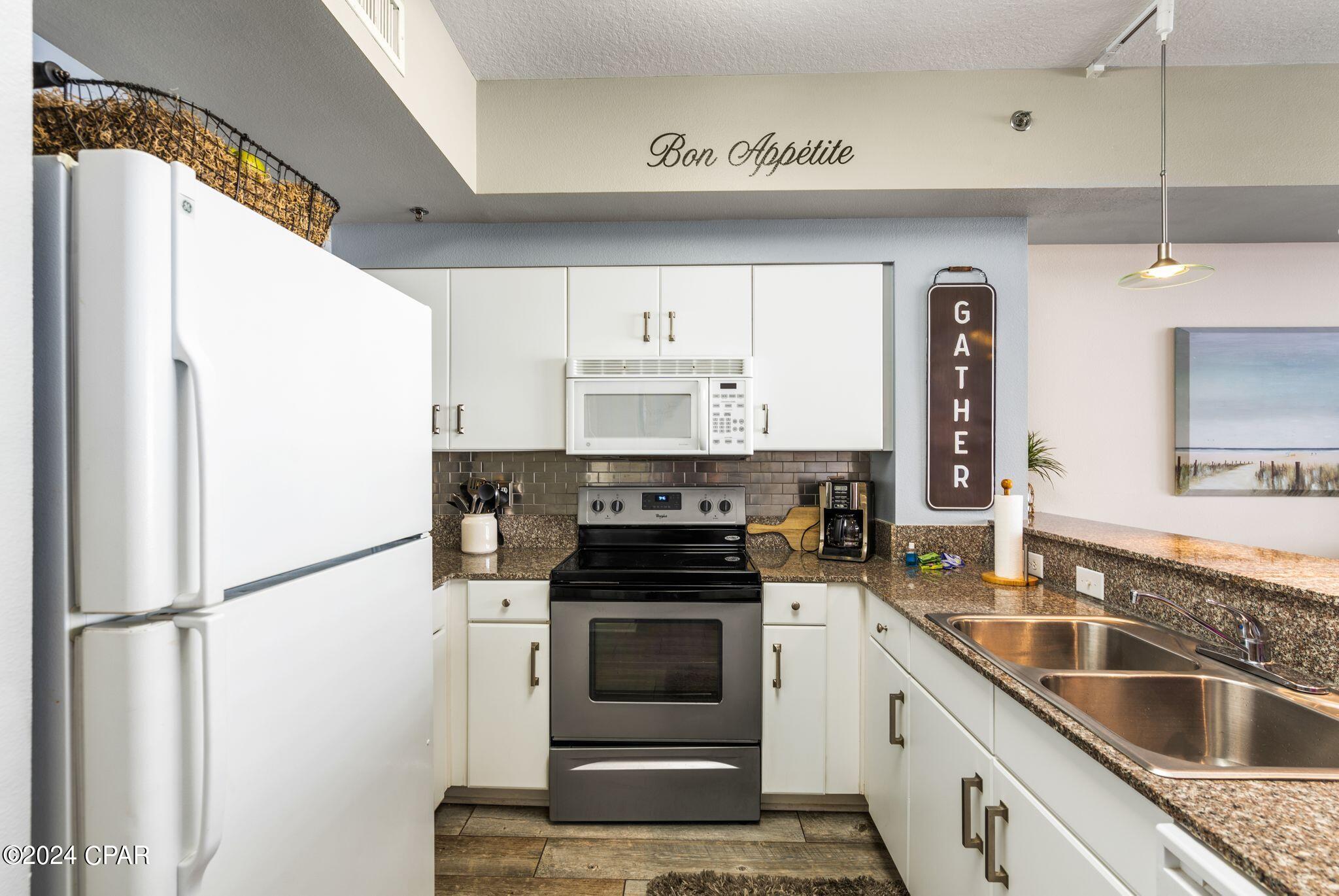 Shores Of Panama Phase II - Residential