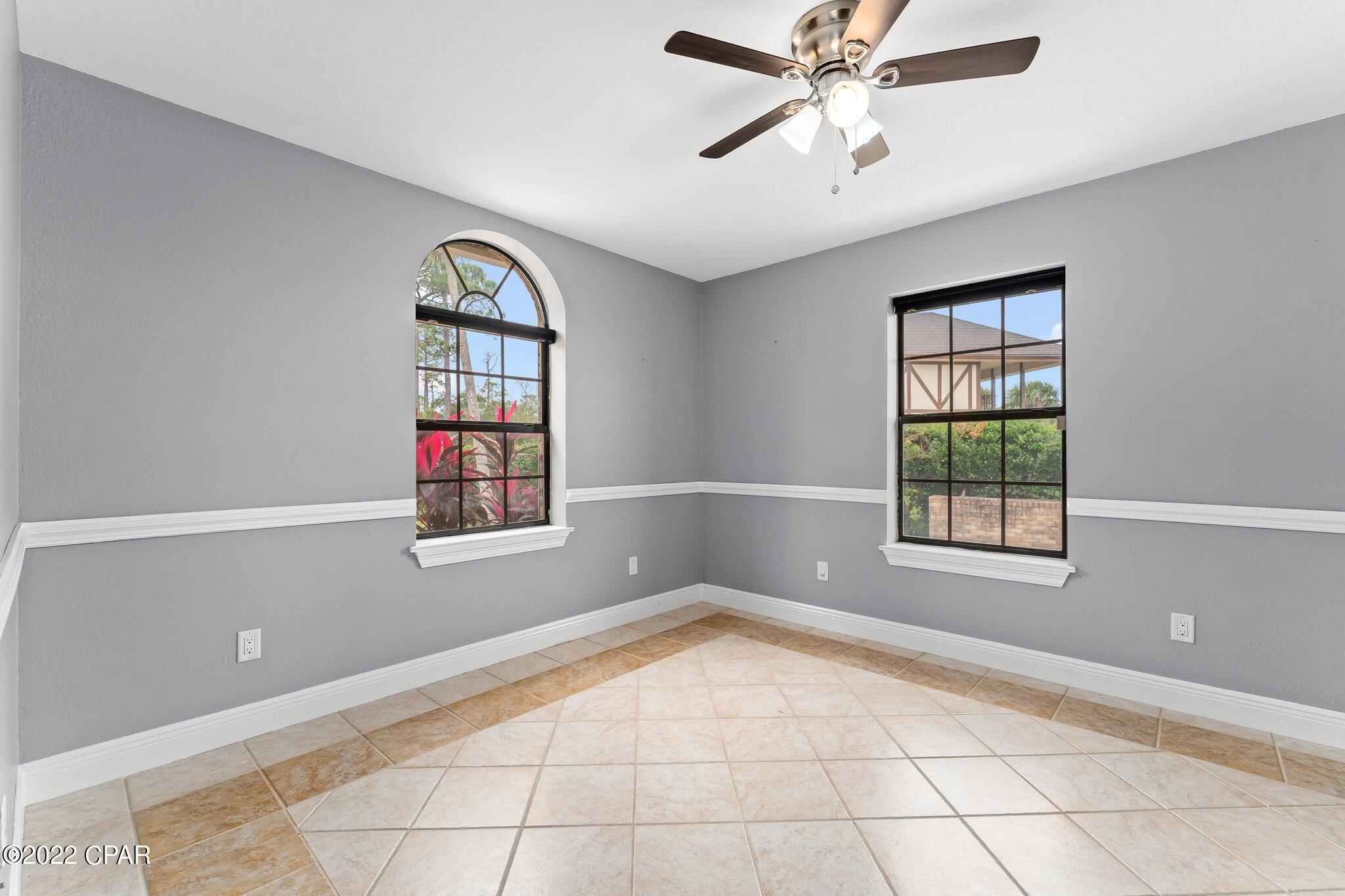 Dolphin Point - Residential