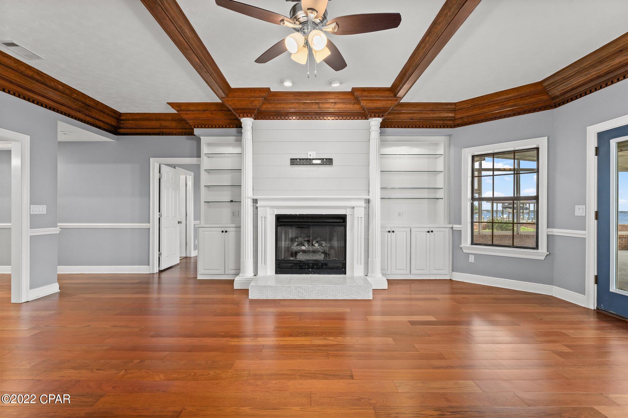 Dolphin Point - Residential