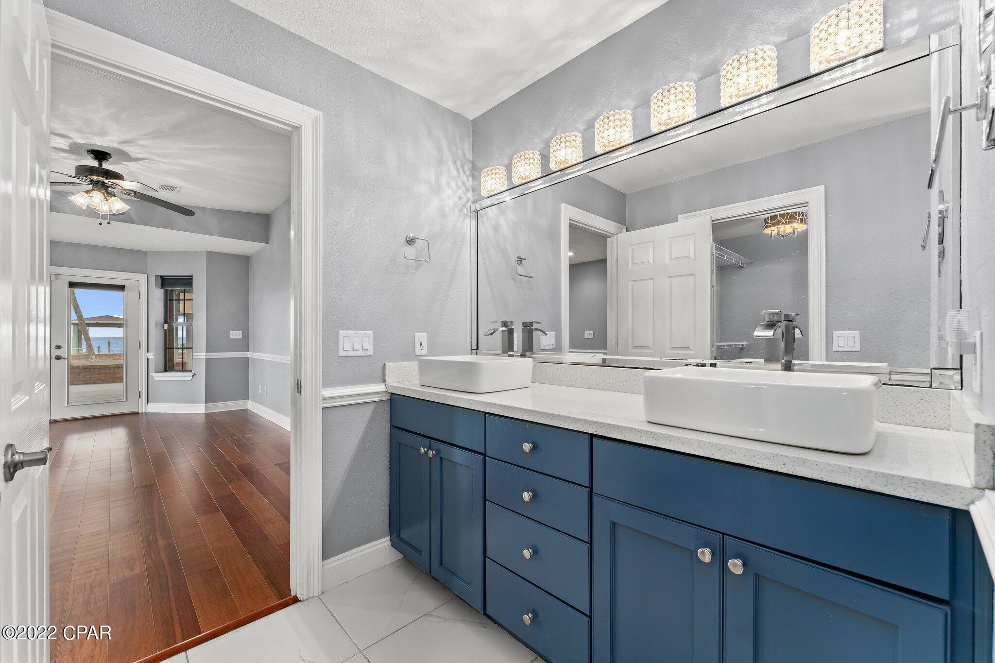 Dolphin Point - Residential