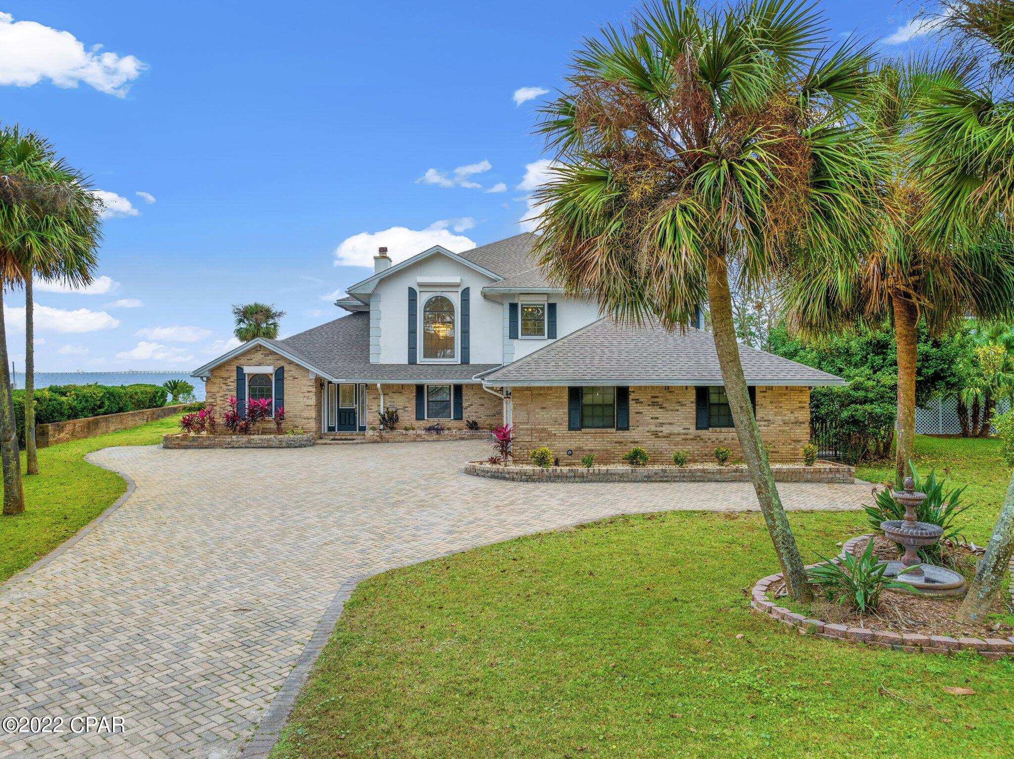 Dolphin Point - Residential