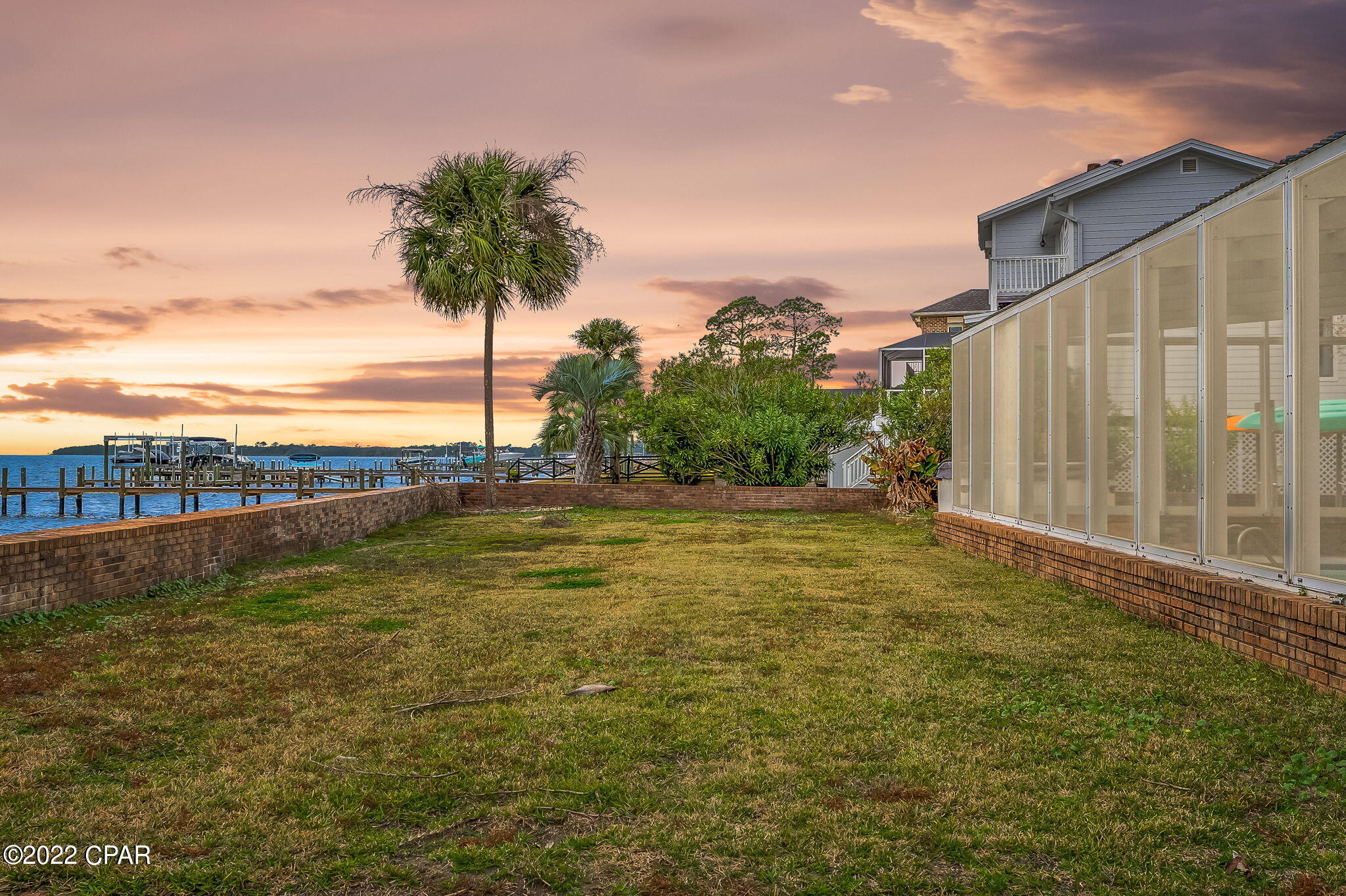 Dolphin Point - Residential