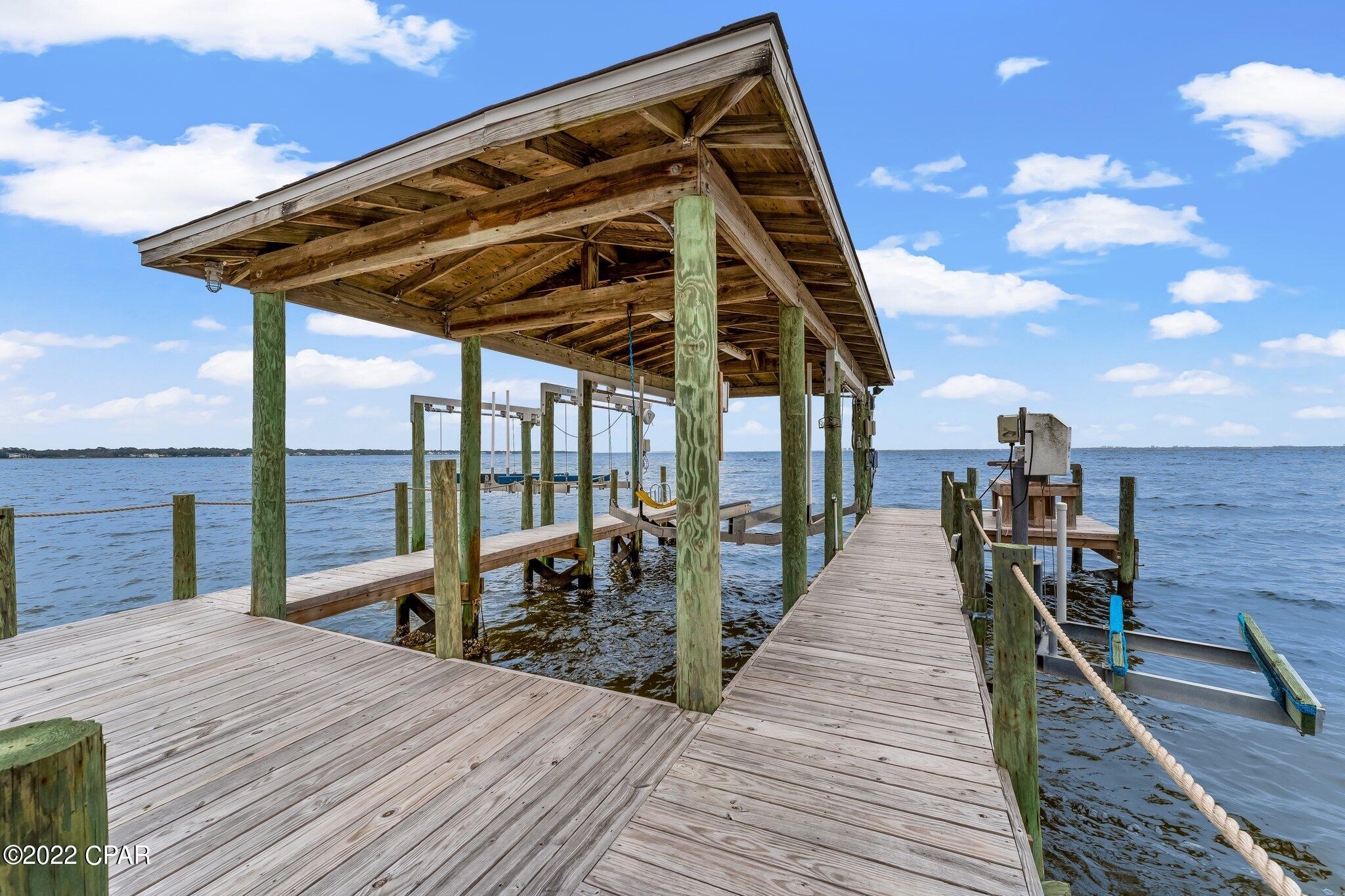 Dolphin Point - Residential