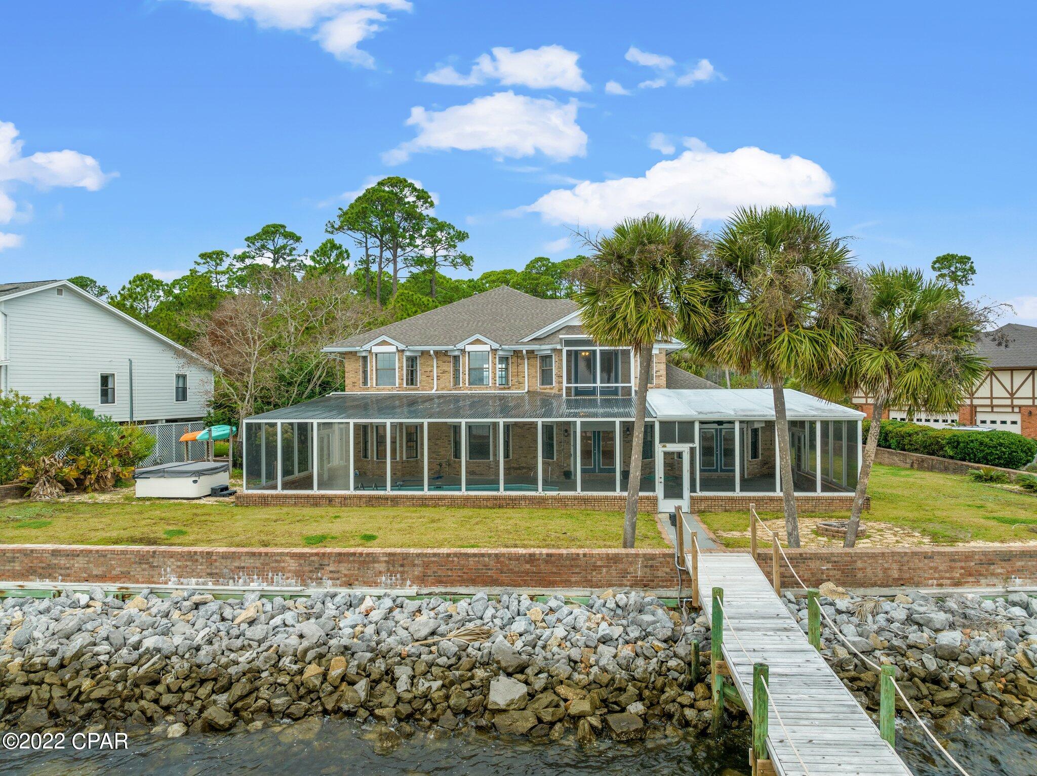 Dolphin Point - Residential