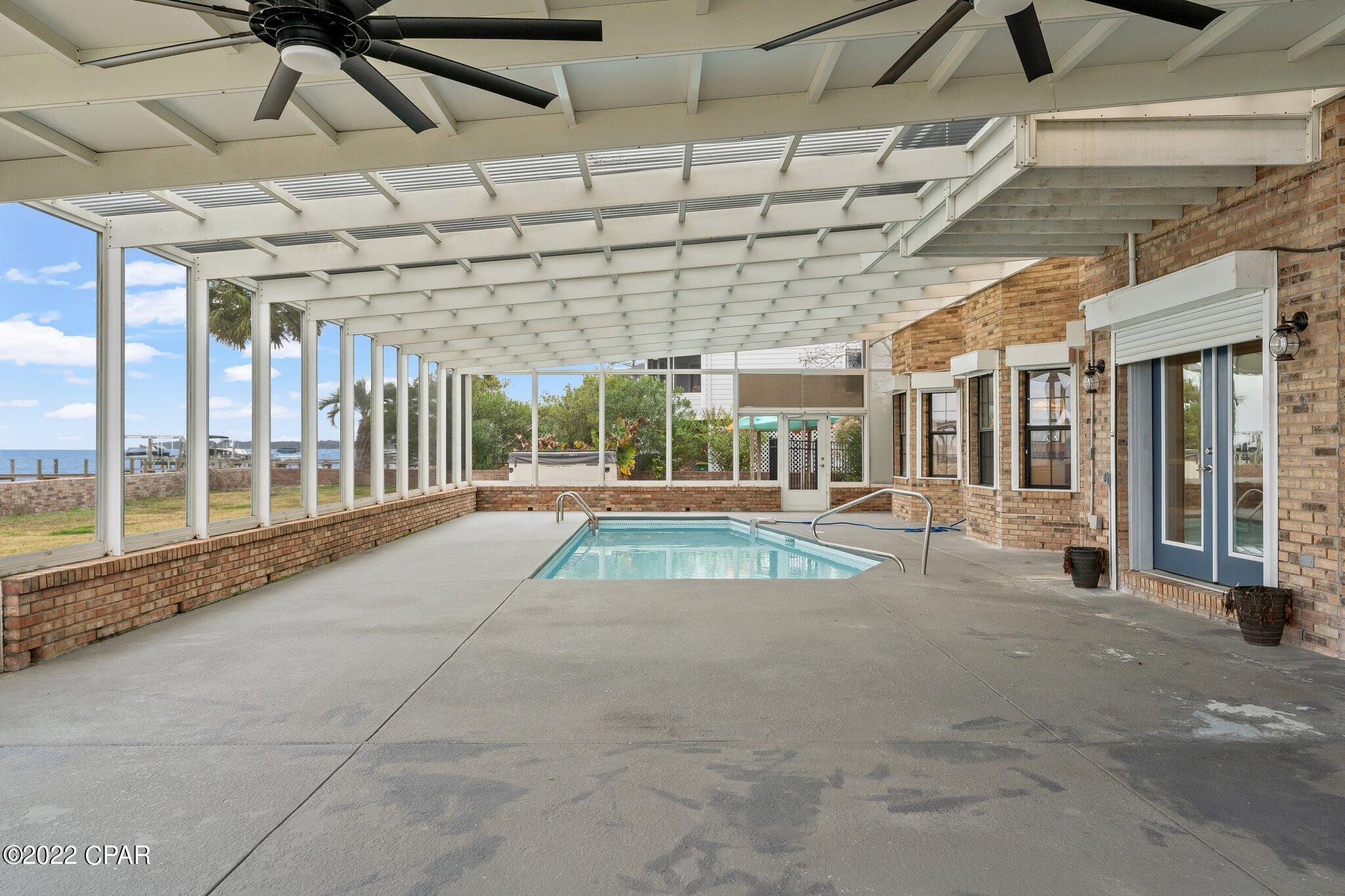 Dolphin Point - Residential