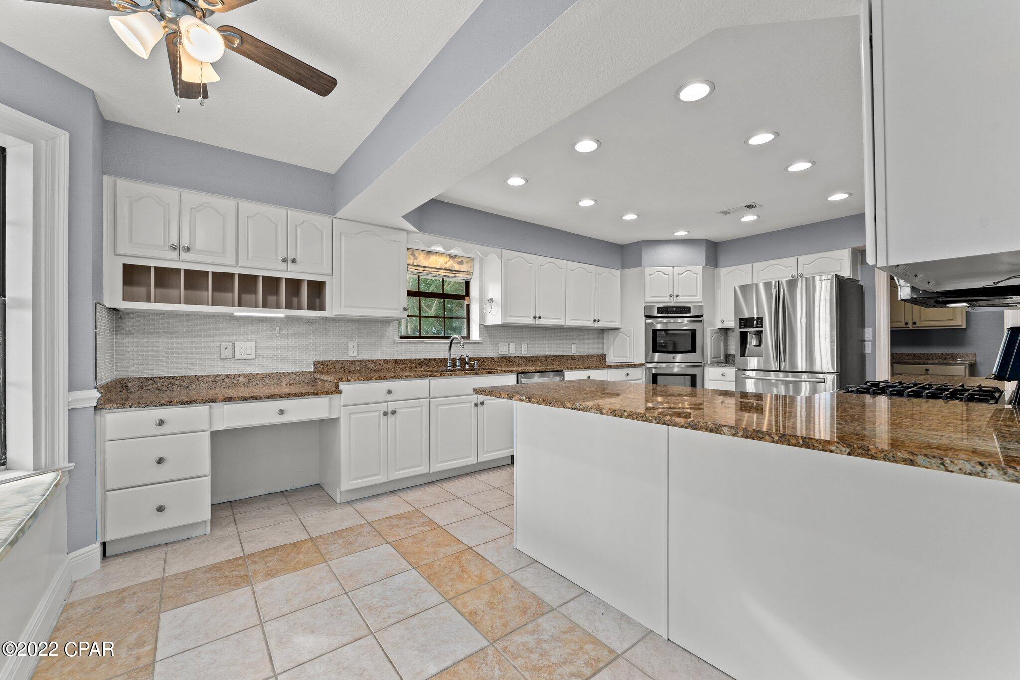 Dolphin Point - Residential