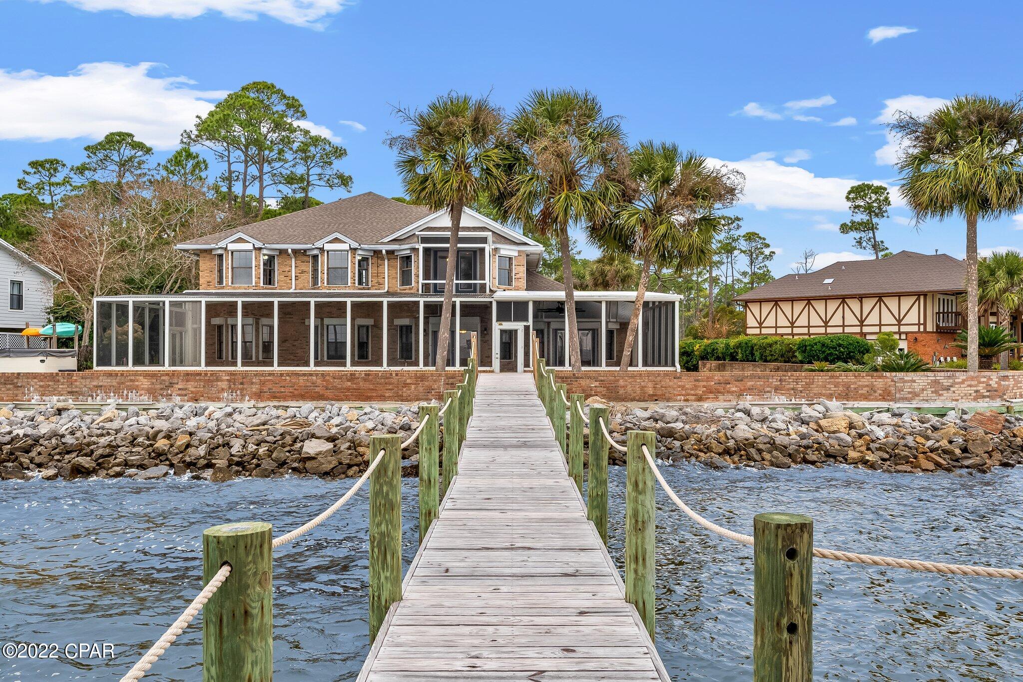 Dolphin Point - Residential