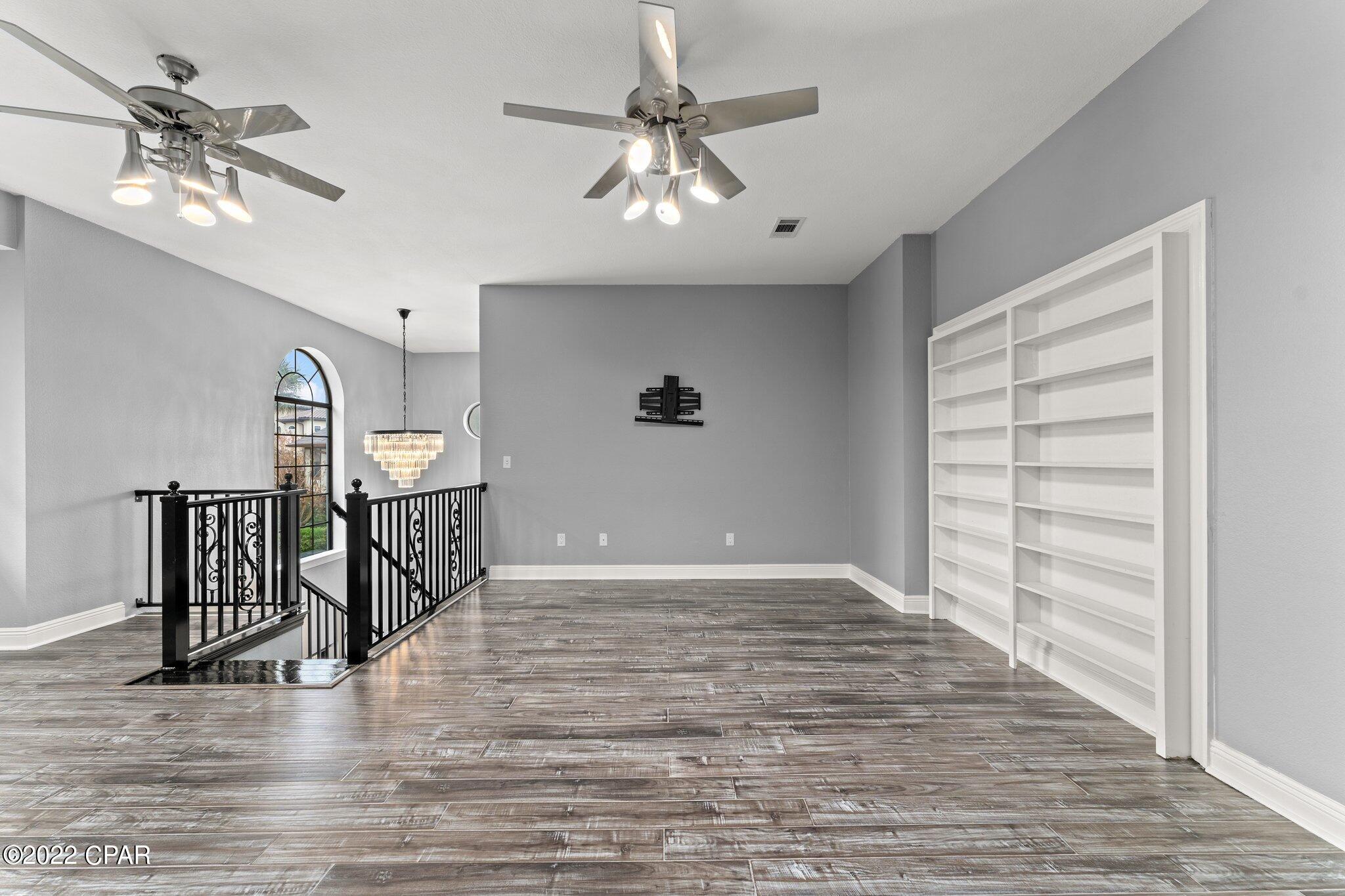 Dolphin Point - Residential