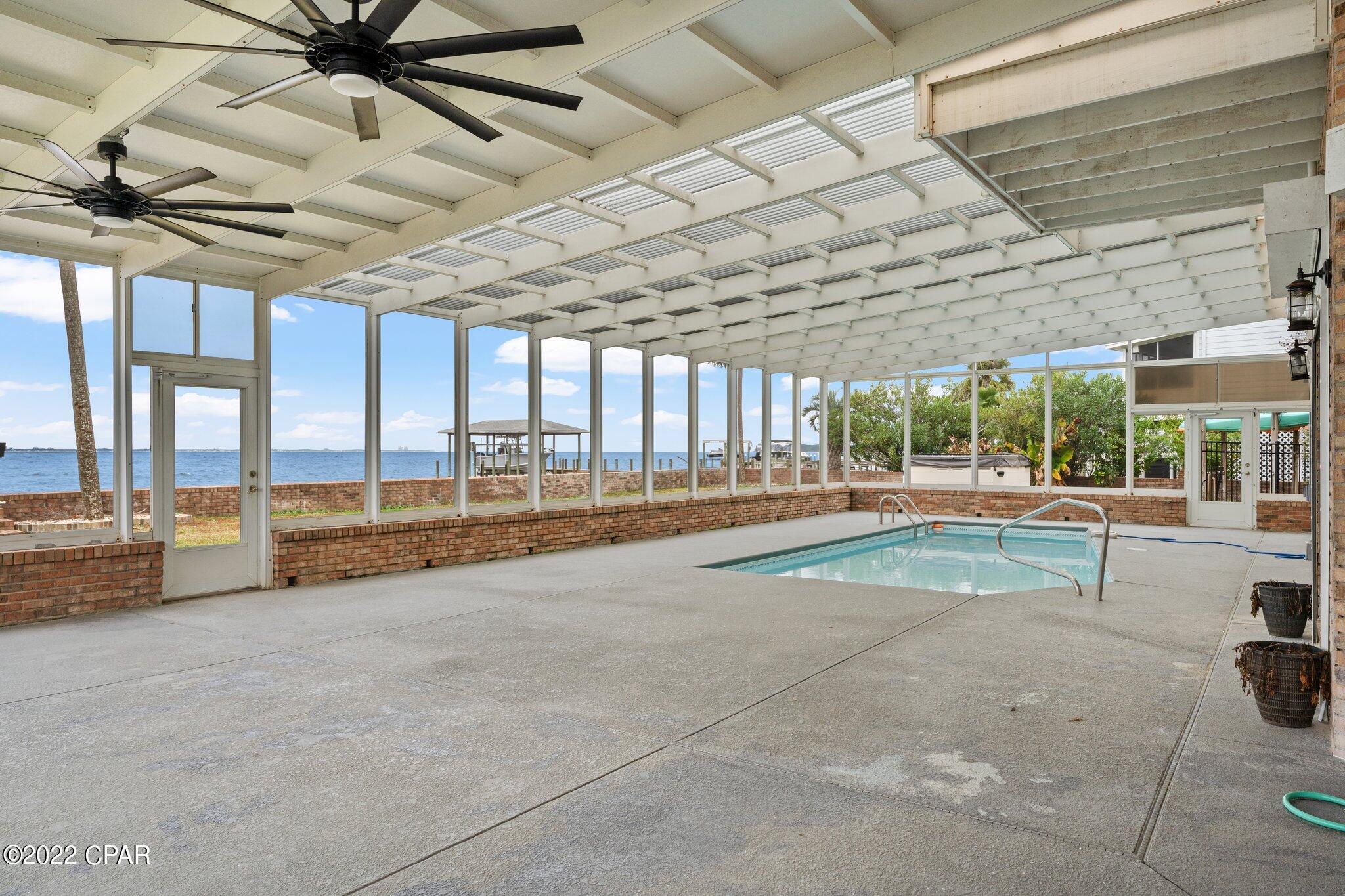 Dolphin Point - Residential