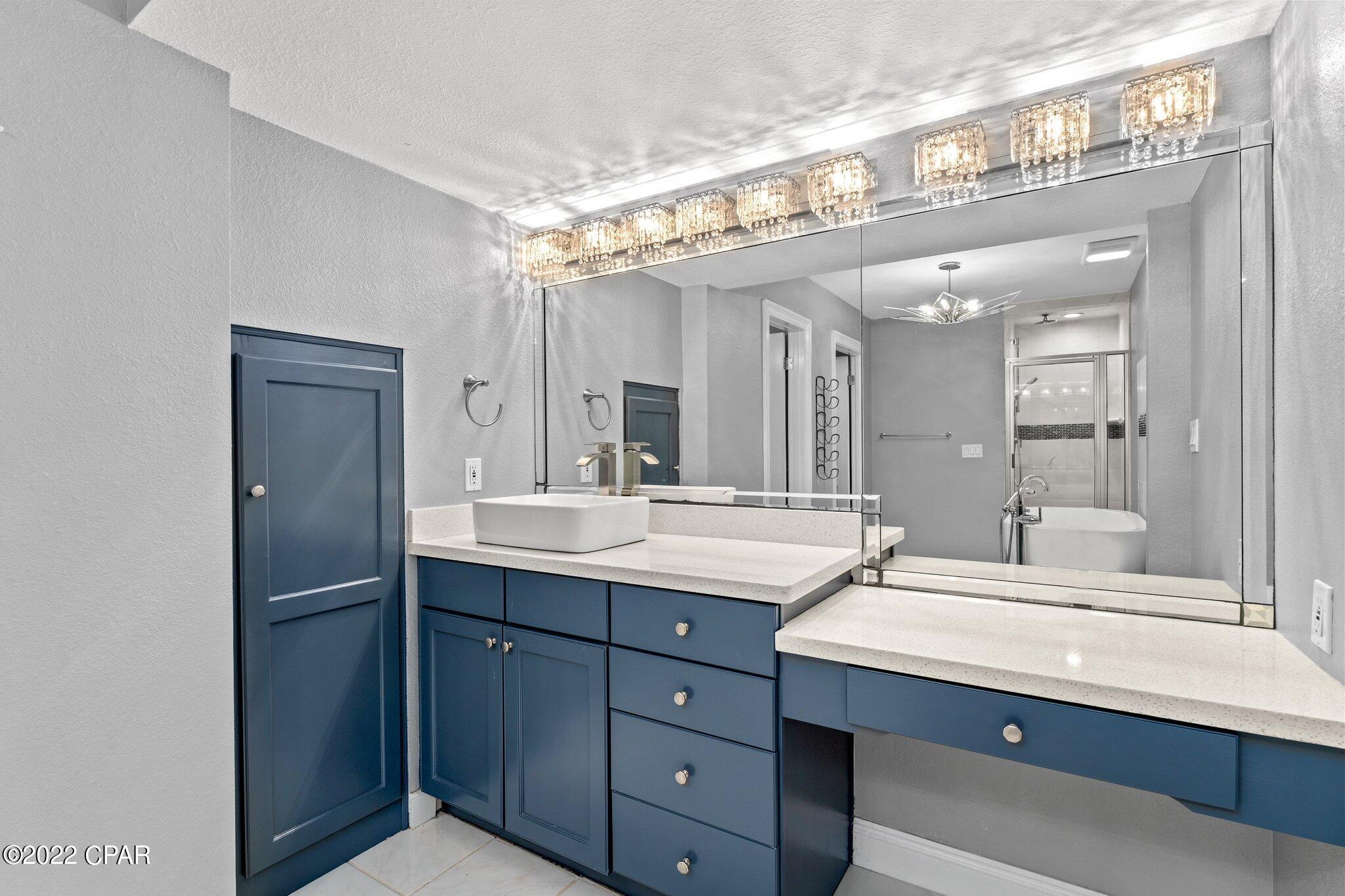 Dolphin Point - Residential