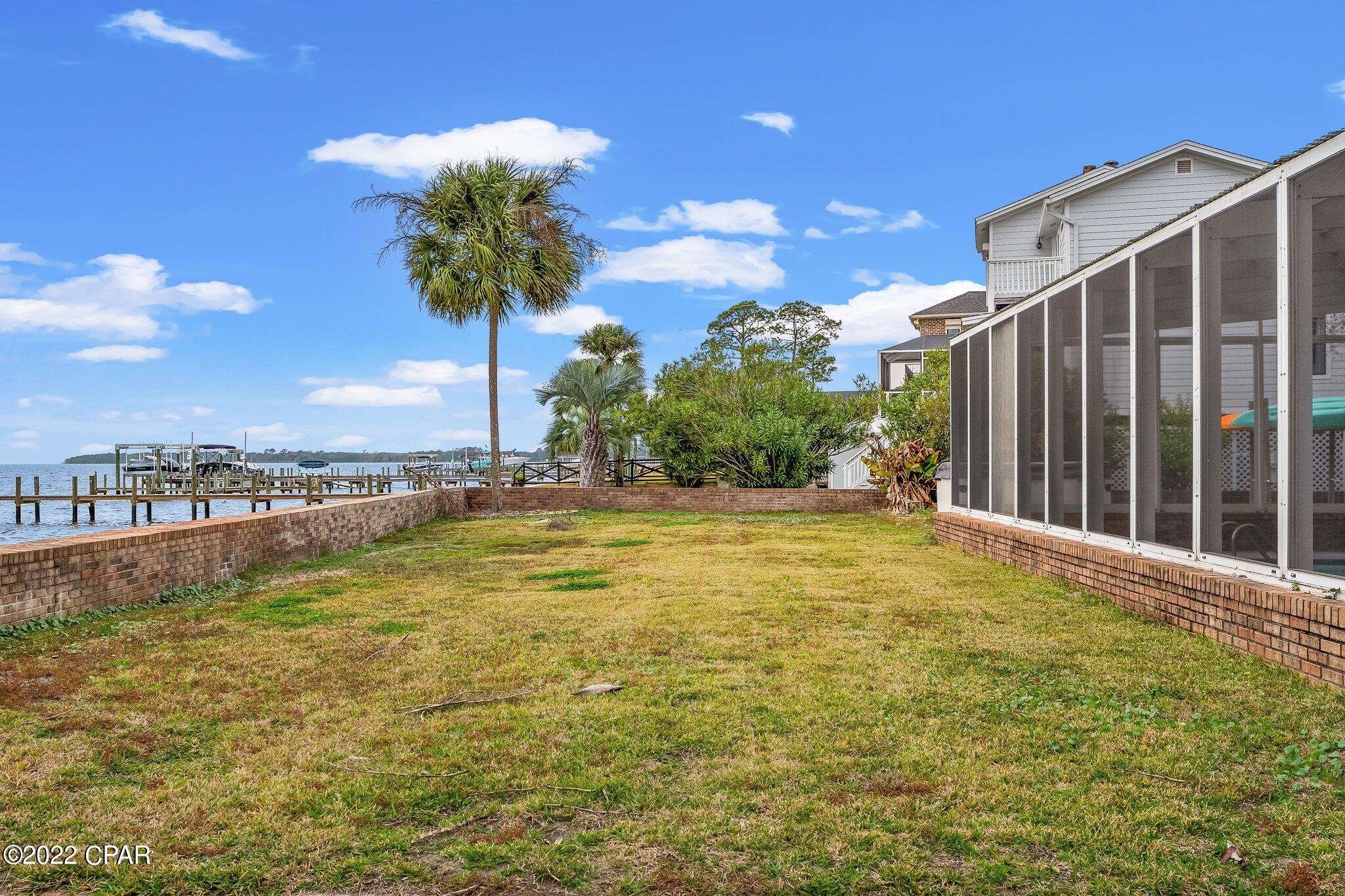 Dolphin Point - Residential