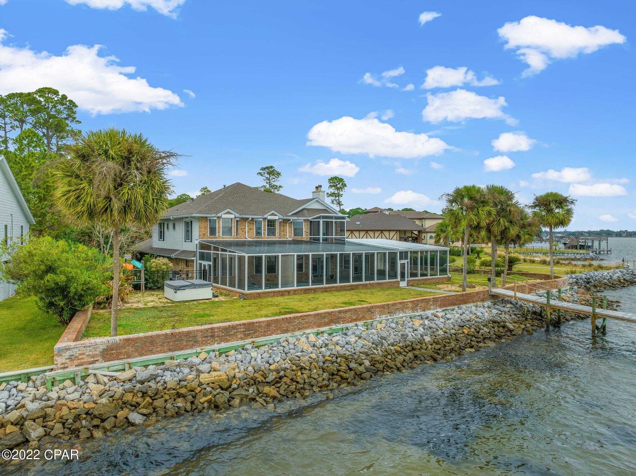 Dolphin Point - Residential