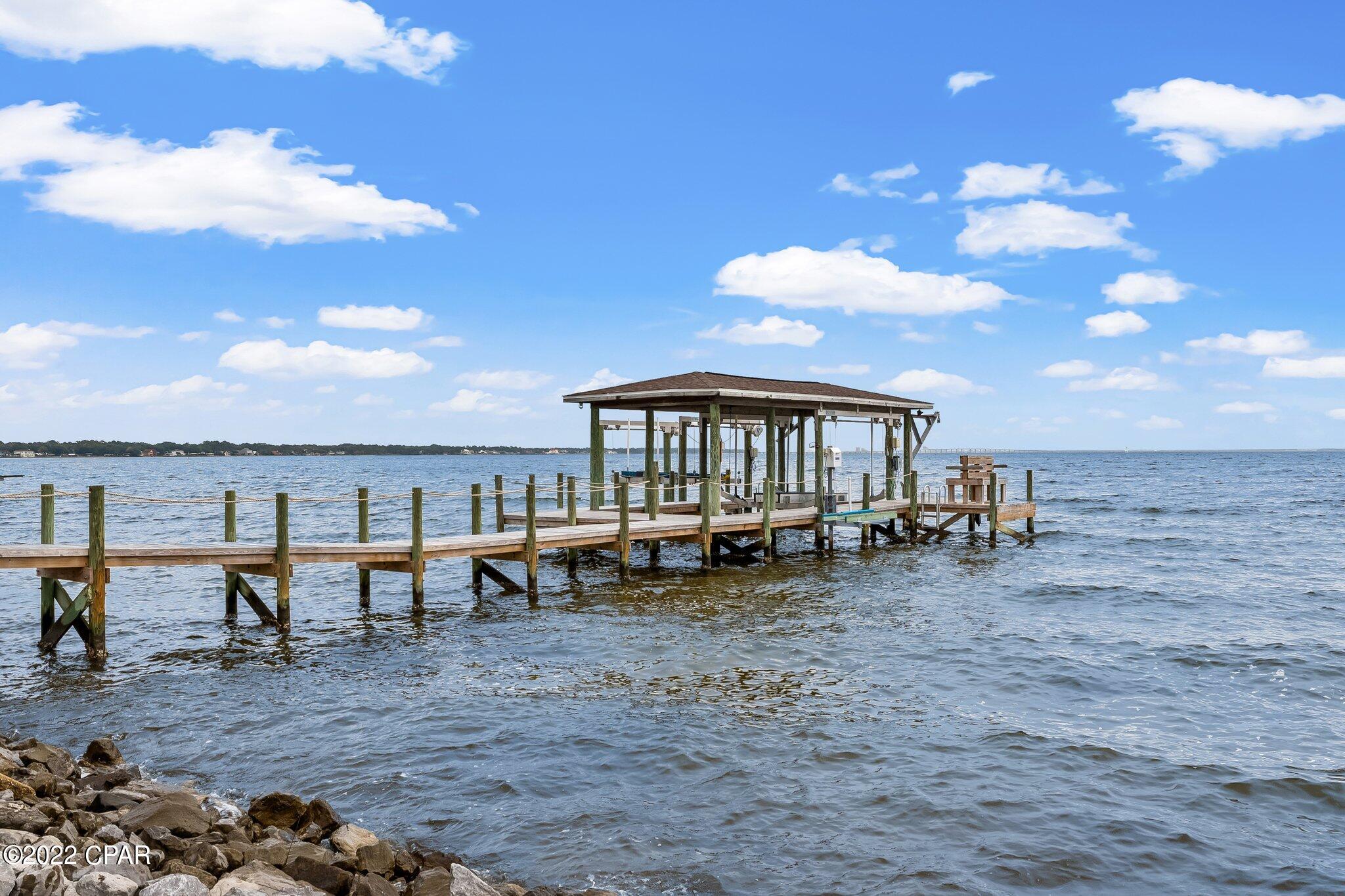 Dolphin Point - Residential