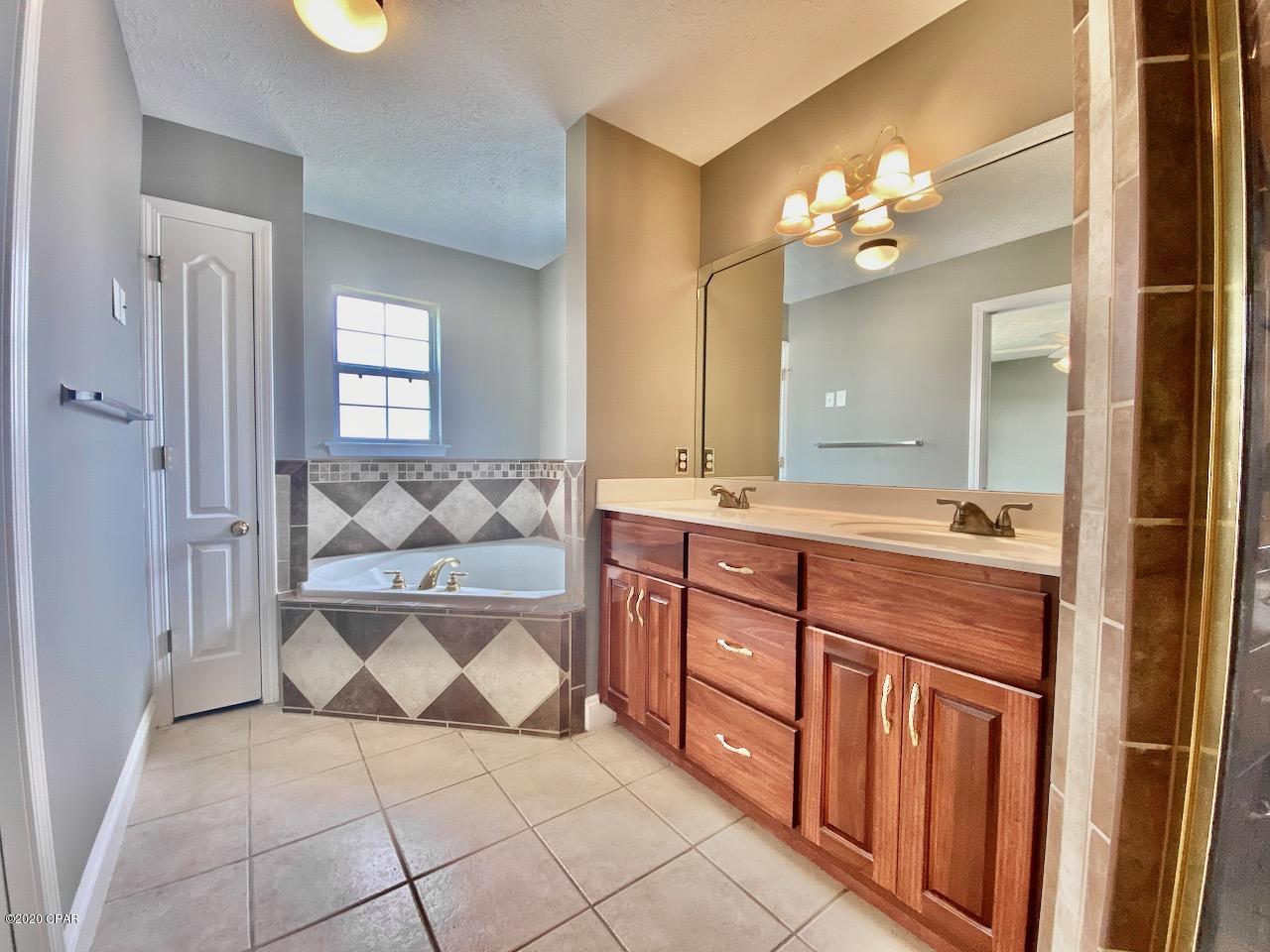 Britton Woods - Residential