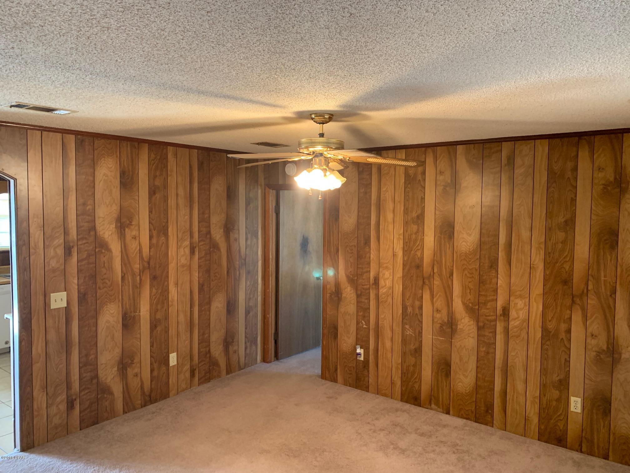 Laguna Beach 2nd Add - Residential Lease