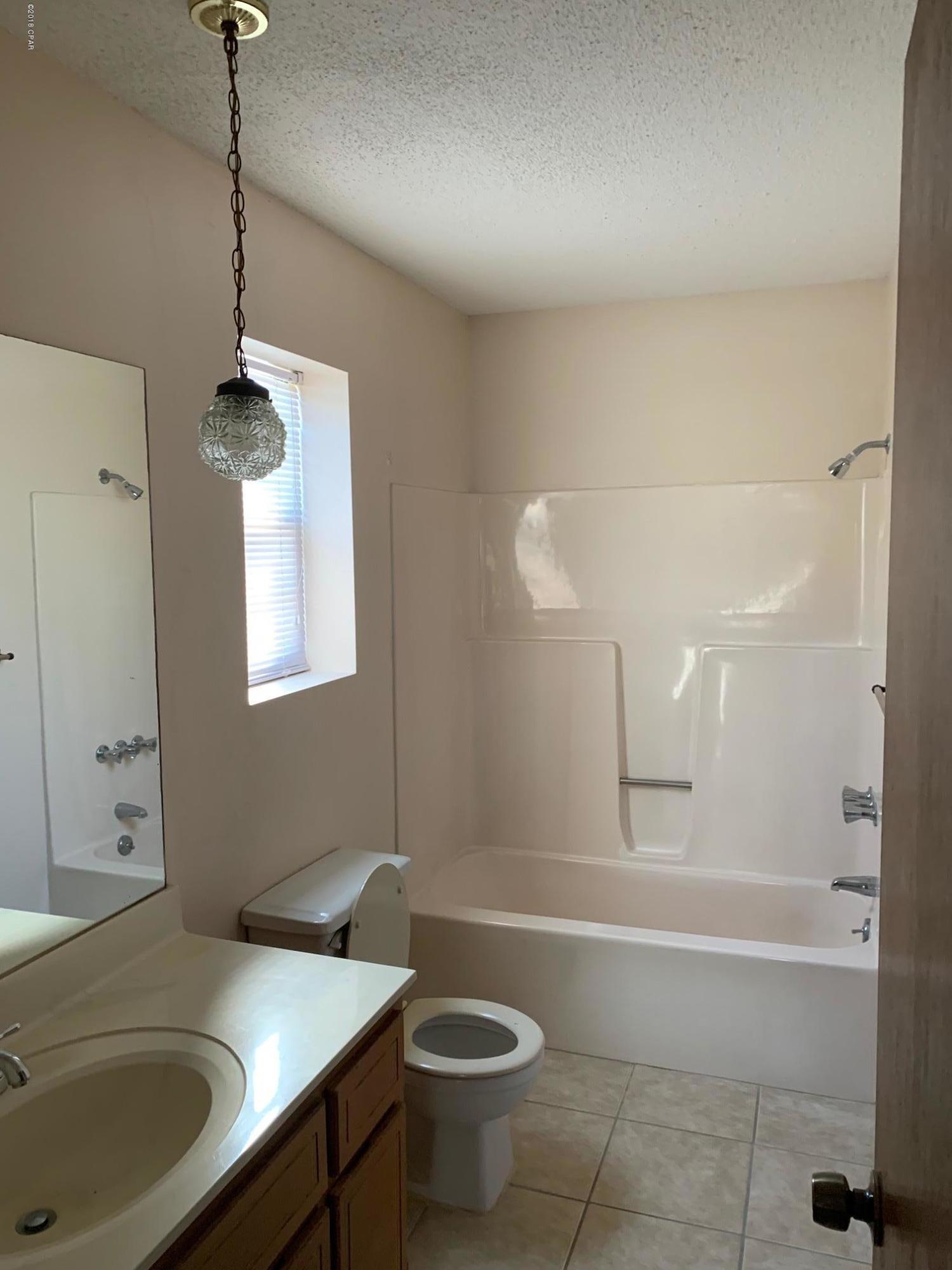 Laguna Beach 2nd Add - Residential Lease