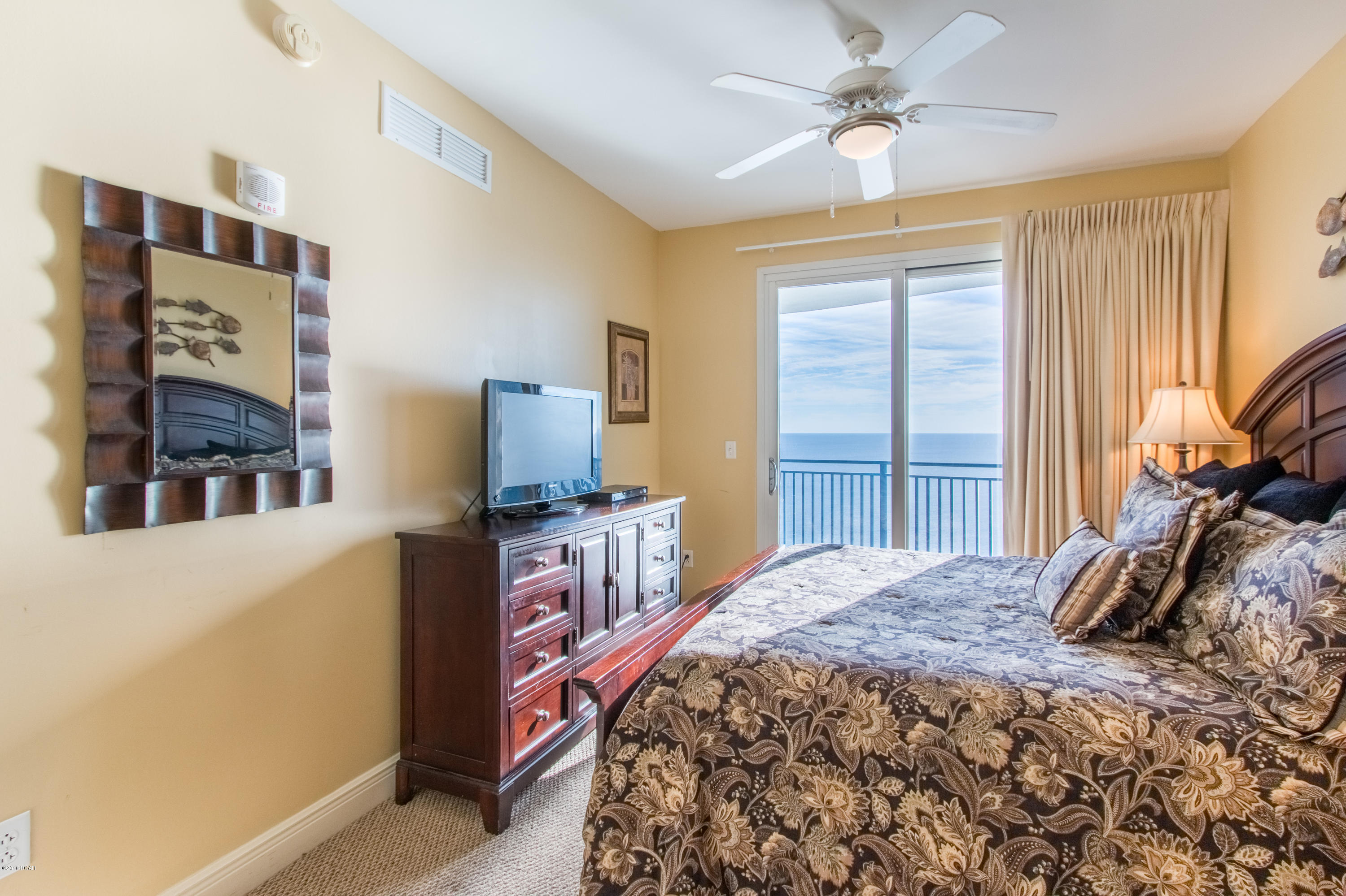 Sterling Breeze - Residential