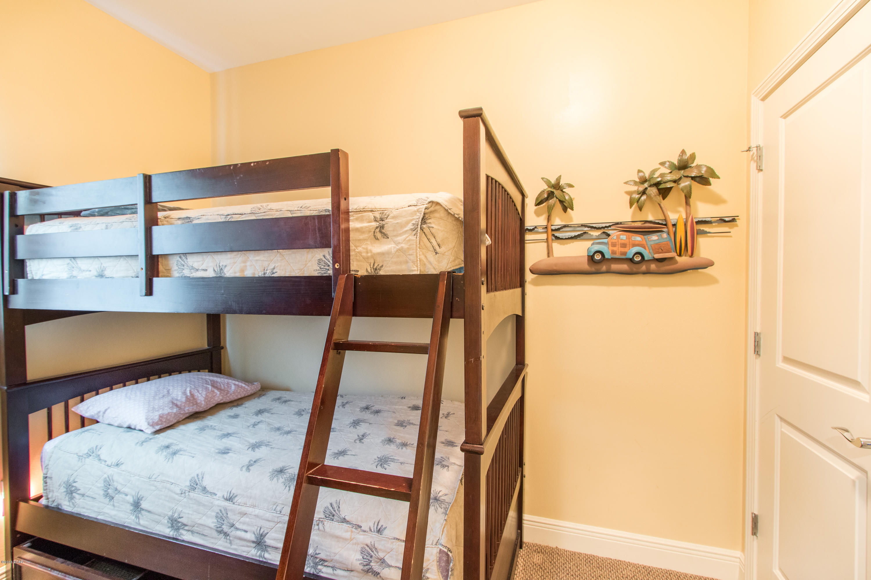 Sterling Breeze - Residential