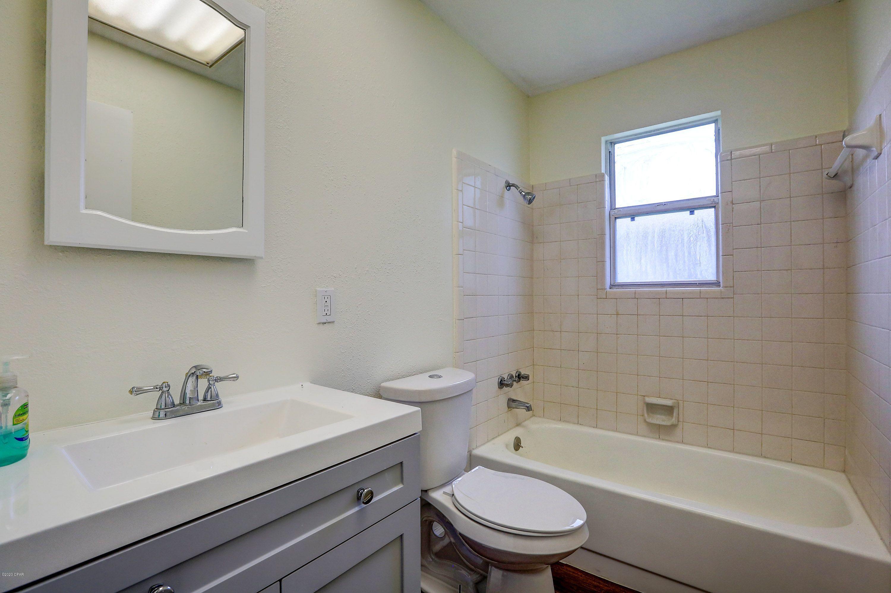 Belaire Estates U-1 Replat - Residential