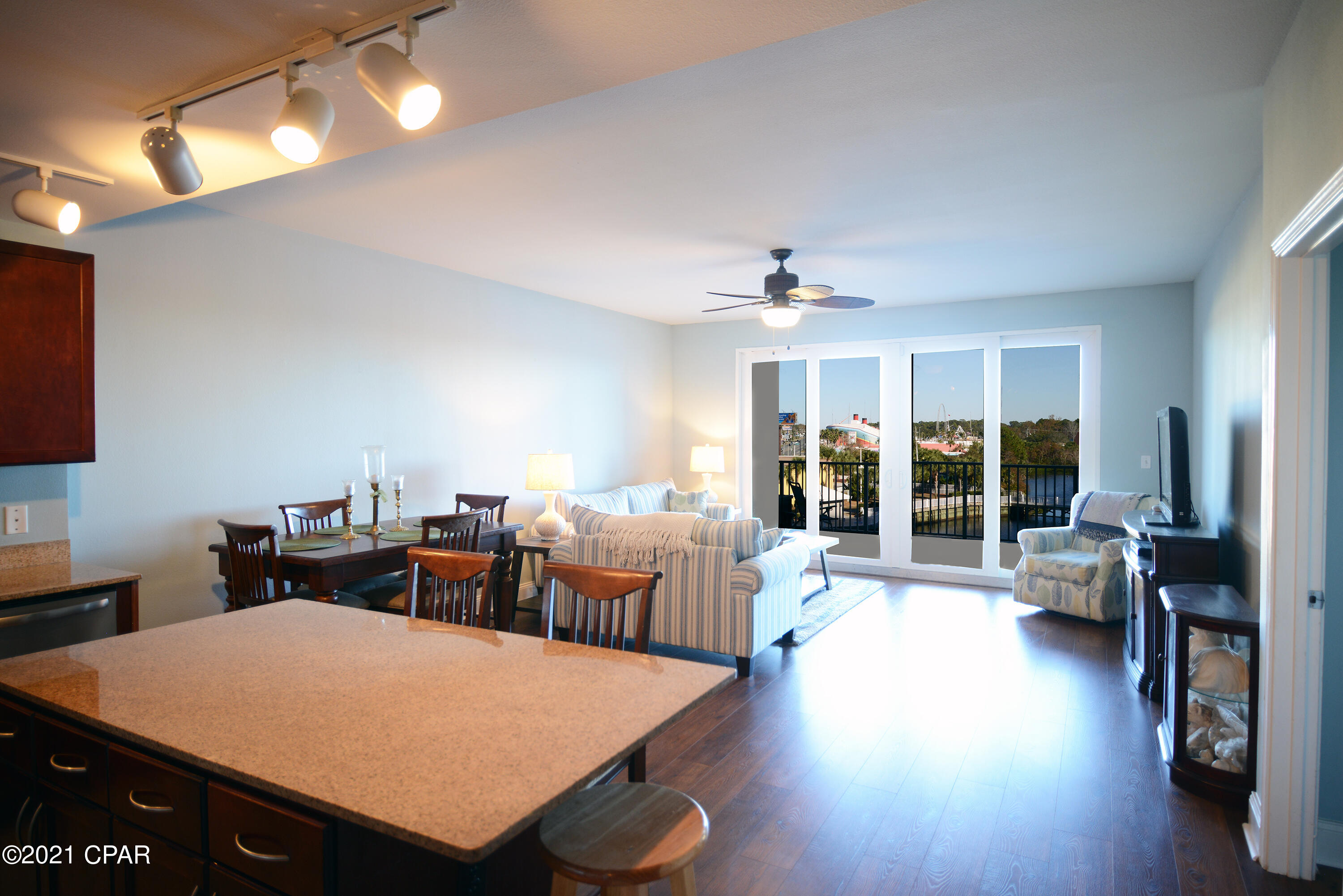 Laketown Wharf - Residential