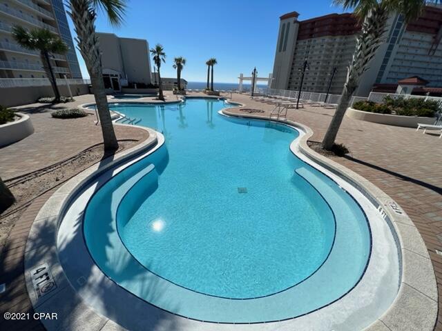 Laketown Wharf - Residential