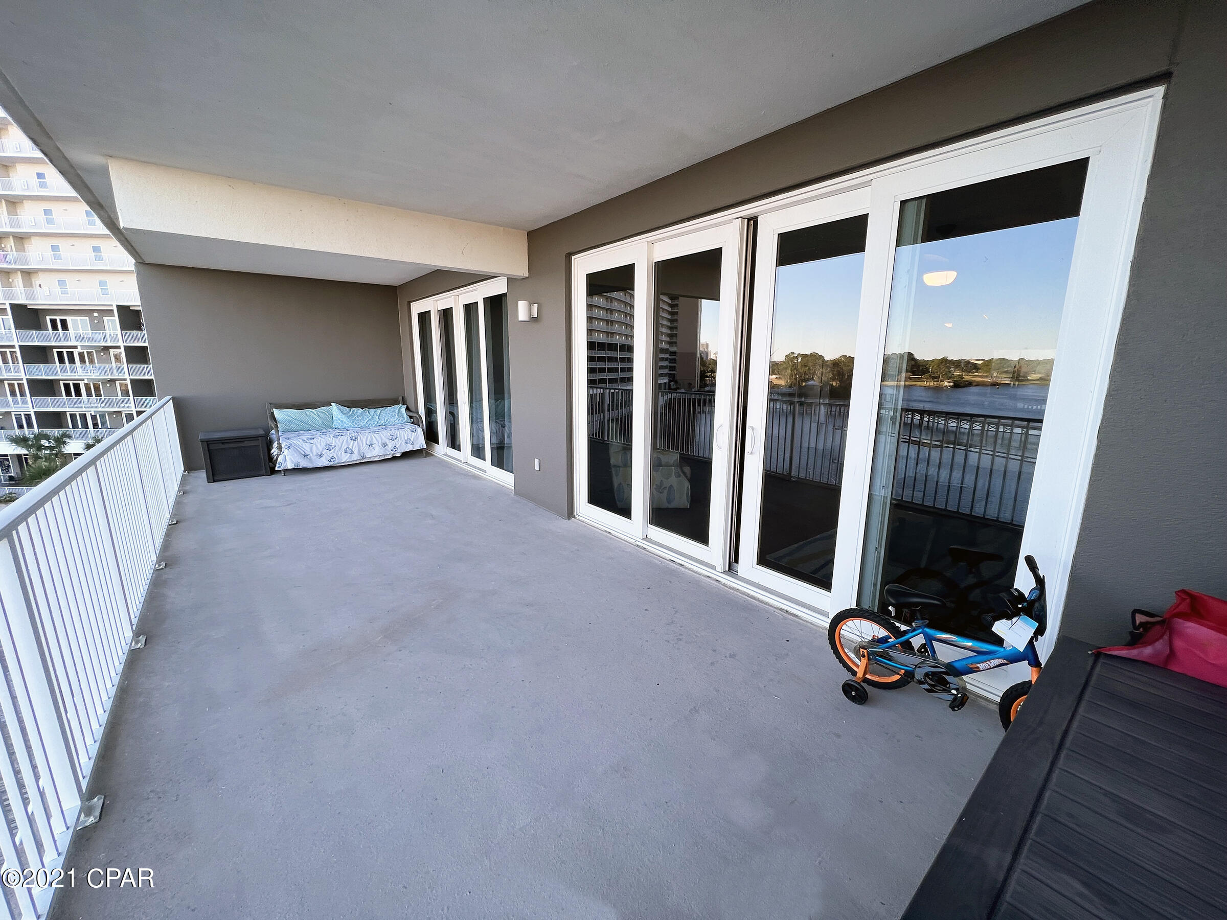 Laketown Wharf - Residential