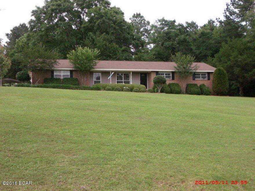 **PRICE REDUCED ON THIS MOVE IN READY home in Meadowview Estates, convenient to schools and Marianna. Home features ceramic tile floors, carpet in living room and bedrooms, walk-in closets in all three bedrooms, wood blinds on all windows and updated bathrooms. Granite tile on kitchen countertops and bar. This home really is a must see! Make an appointment to see this one today.