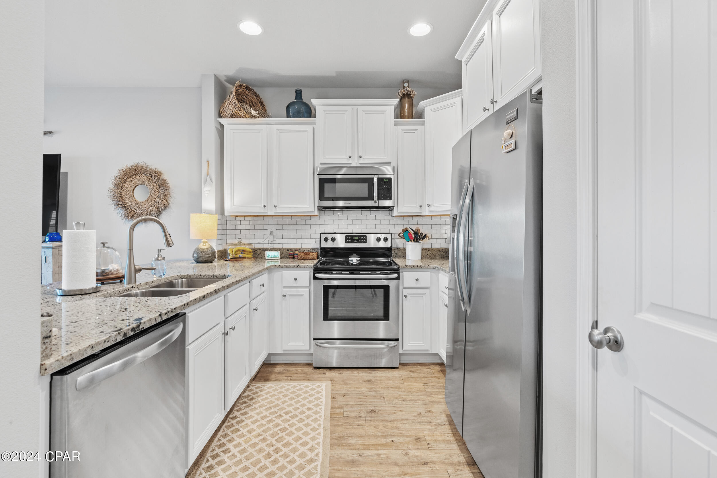 Panama City Beach, Florida 32413, United States, 3 Bedrooms Bedrooms, ,3 BathroomsBathrooms,Residential,Pending,63675