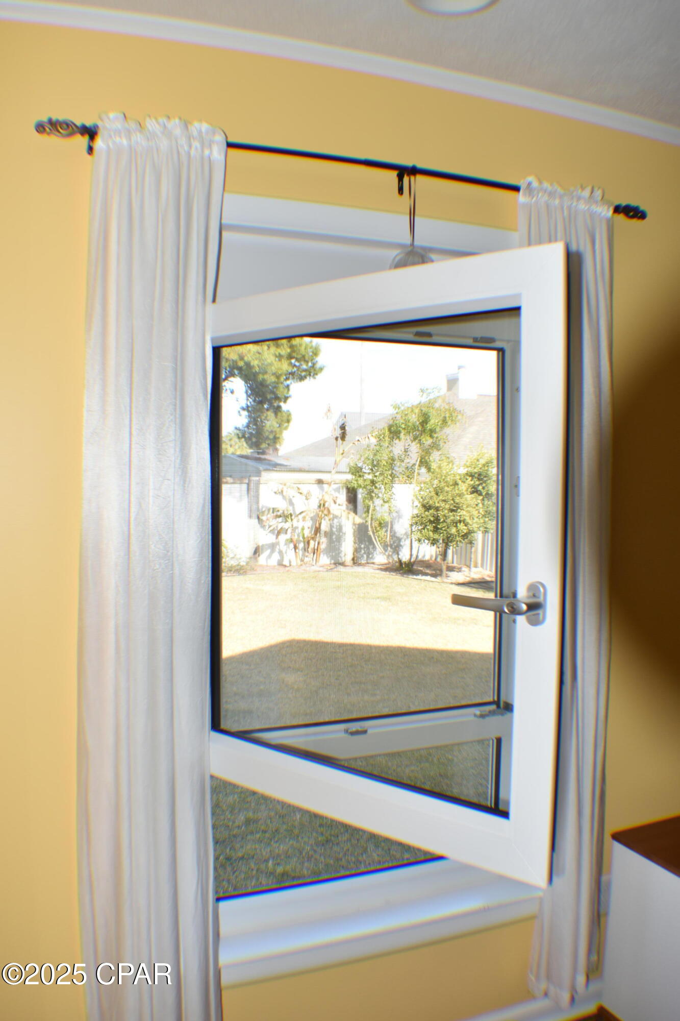 Lakeside - Residential