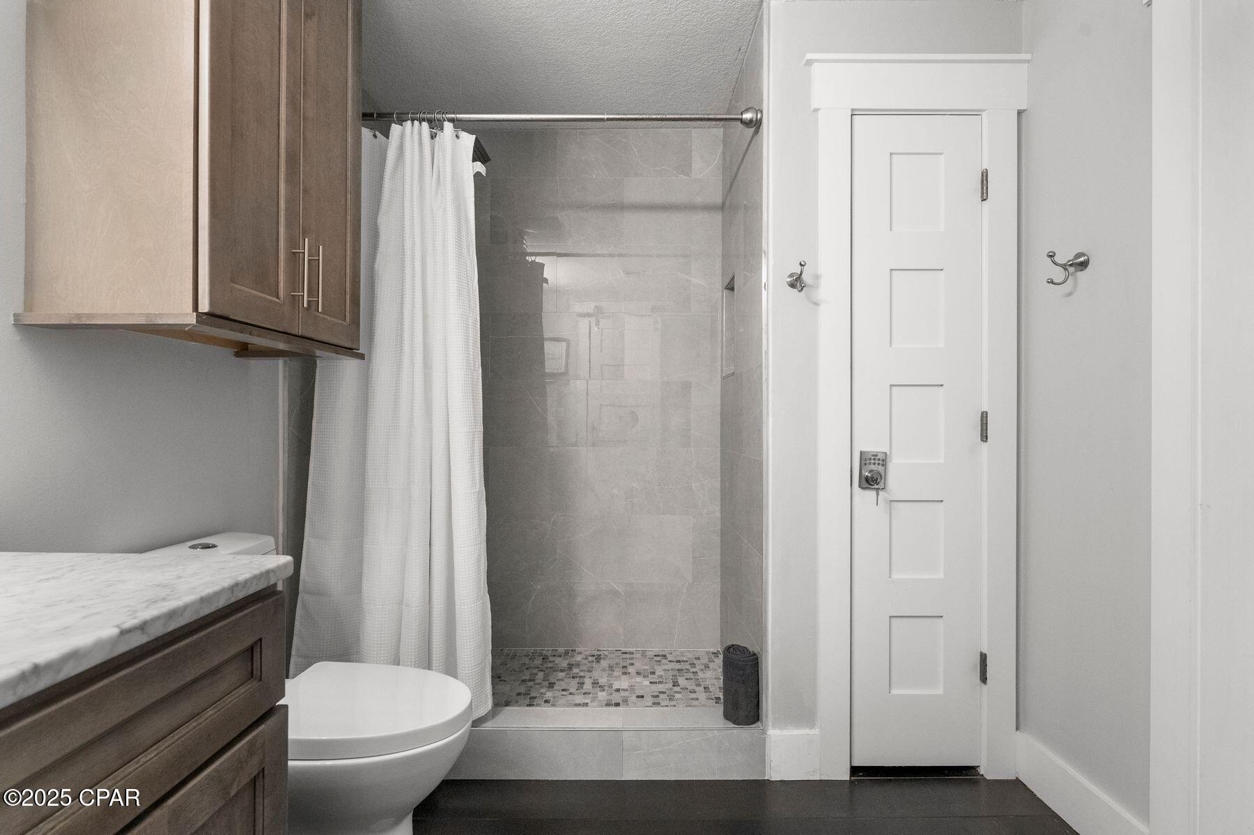 Emerald Isle - Residential