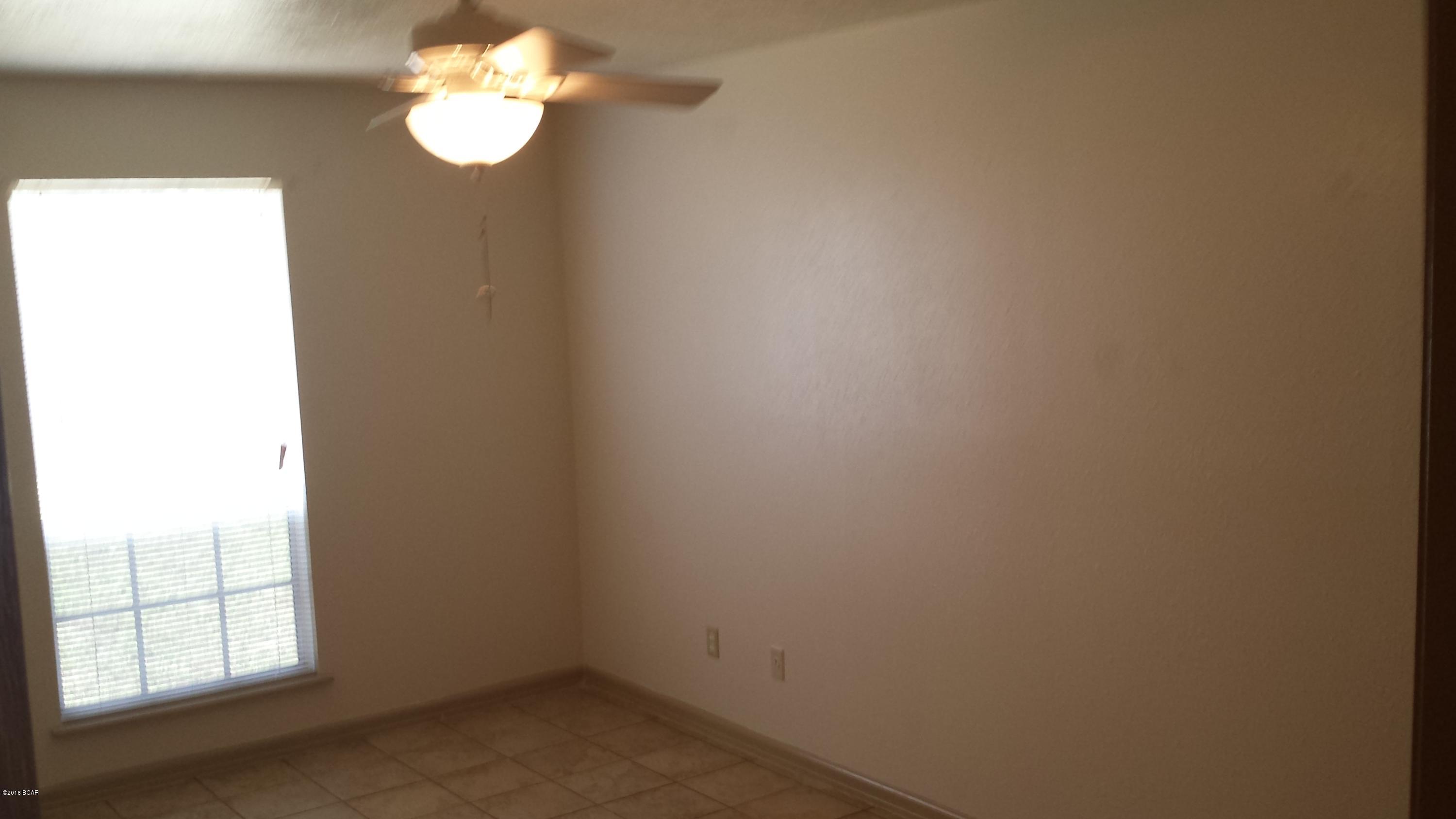 Hutchison's 2nd To Bahama Bch - Residential