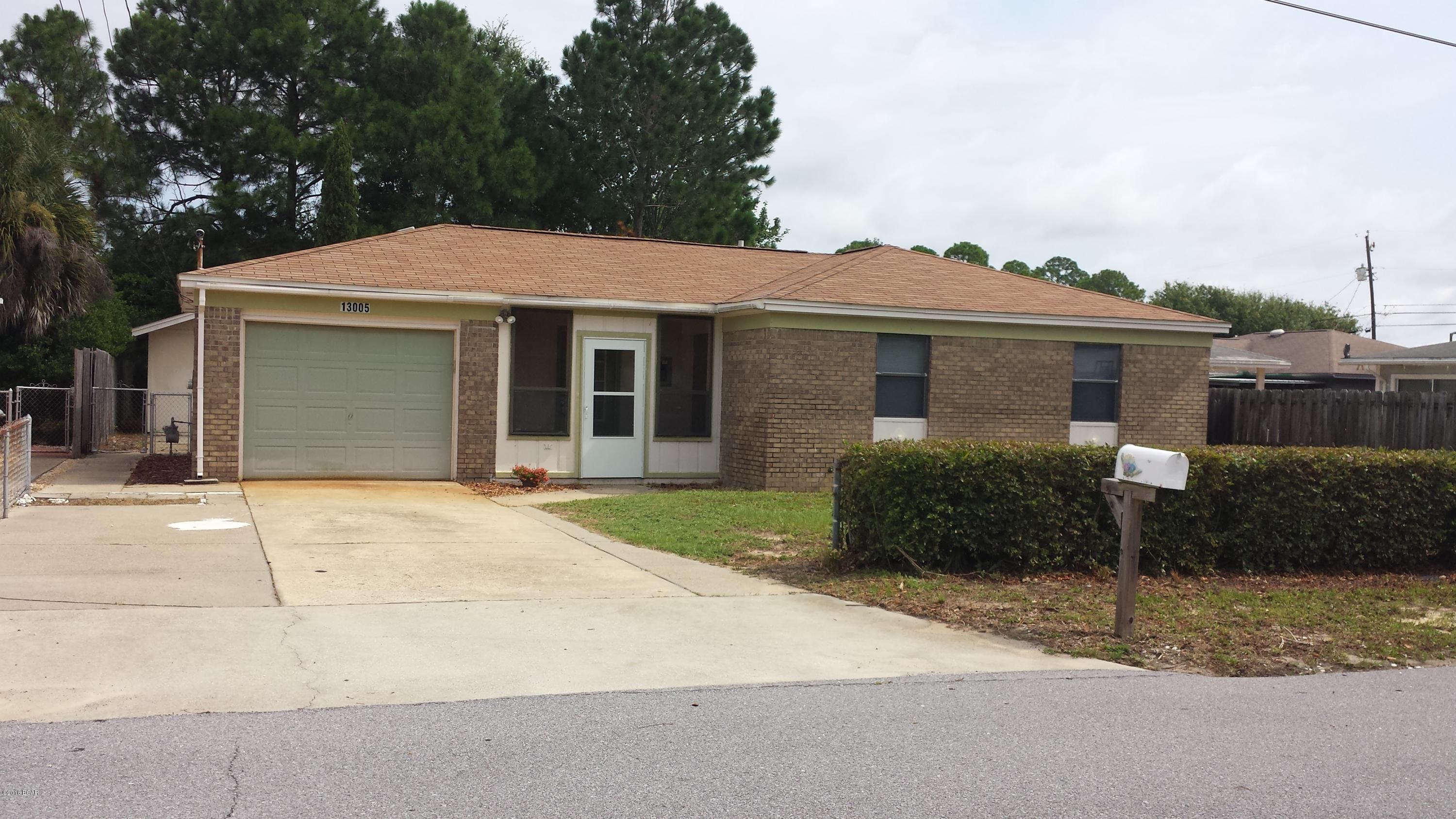 Hutchison's 2nd To Bahama Bch - Residential