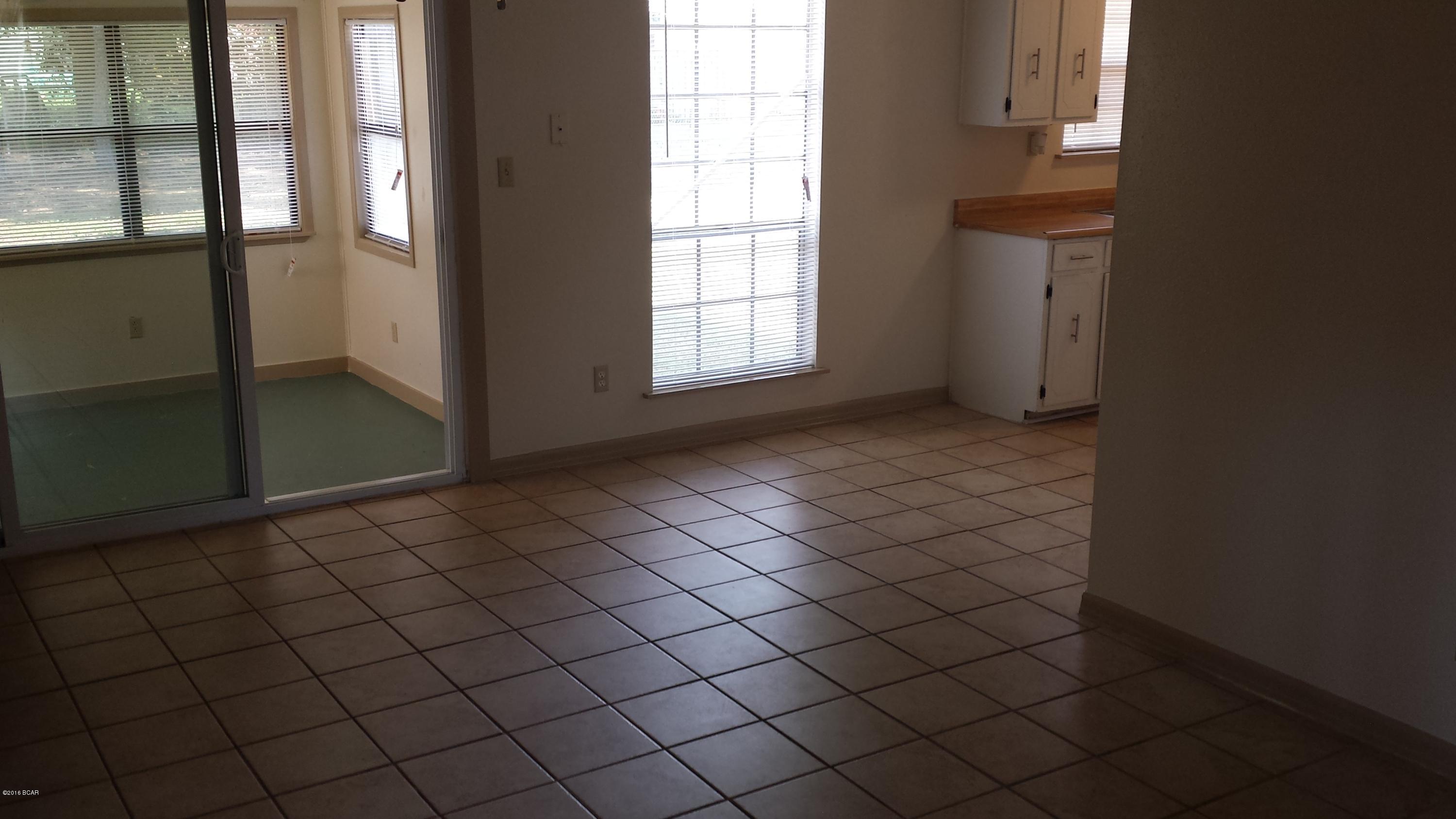 Hutchison's 2nd To Bahama Bch - Residential