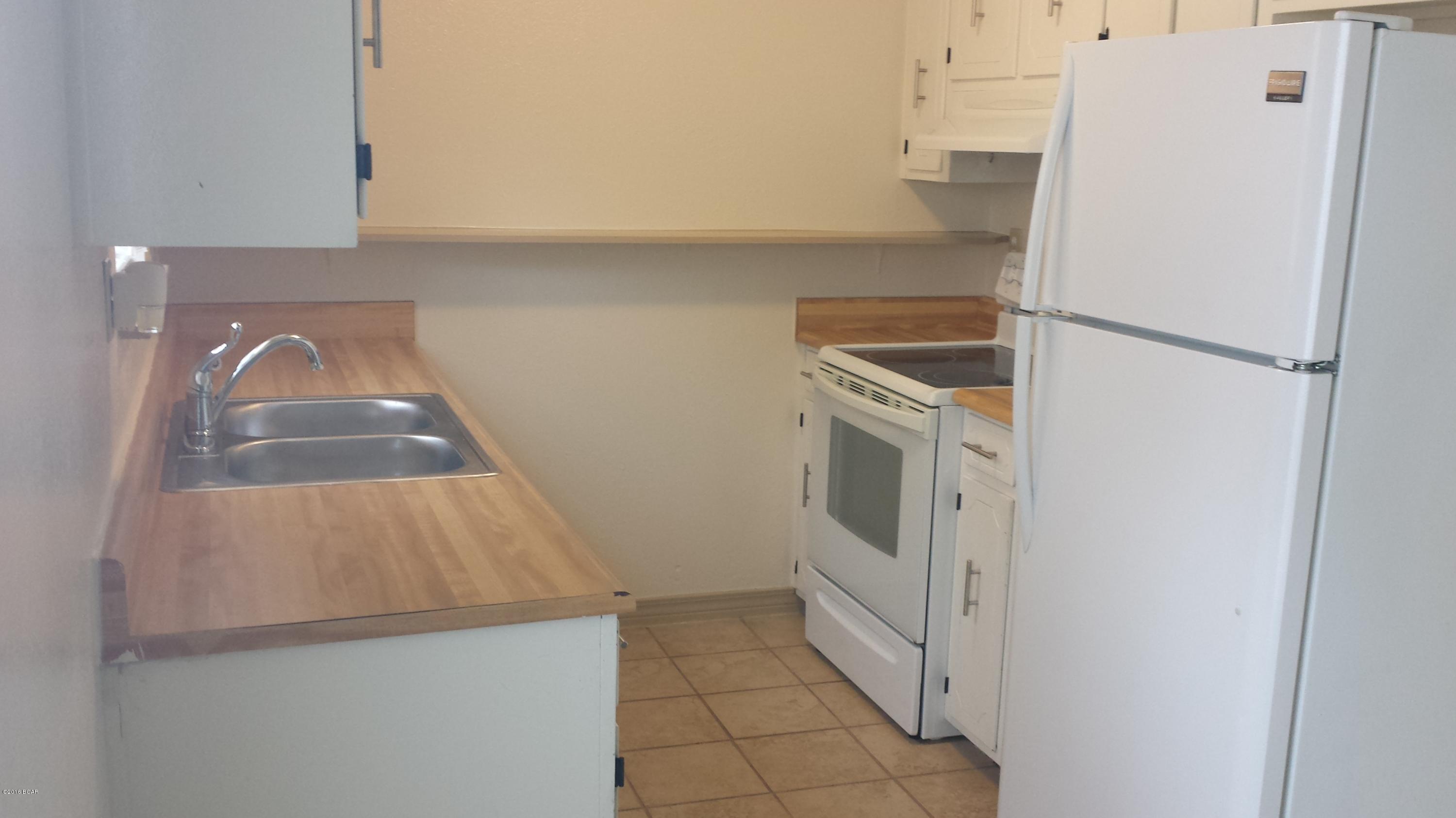 Hutchison's 2nd To Bahama Bch - Residential