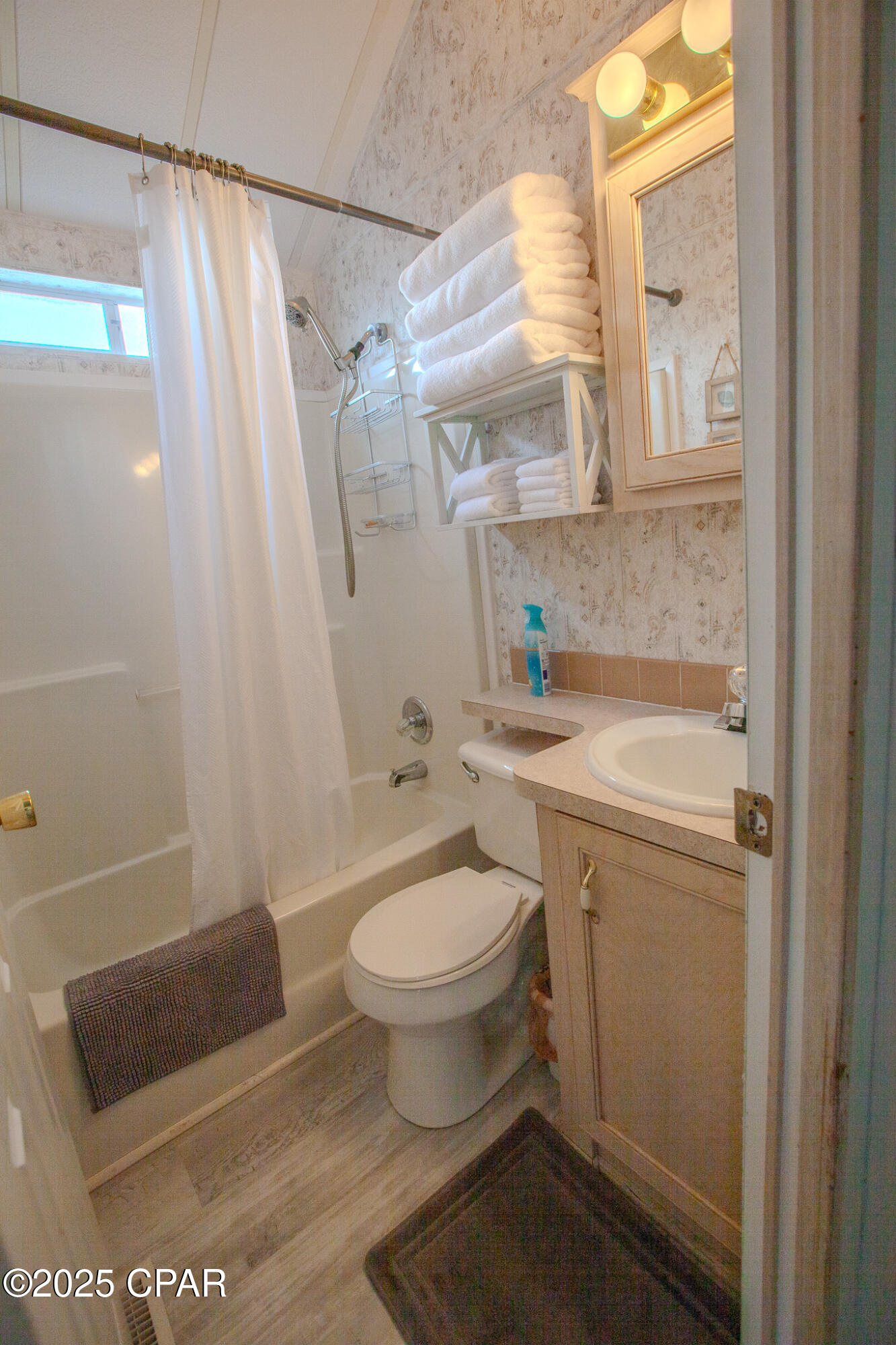 Emerald Pointe Resort - Residential