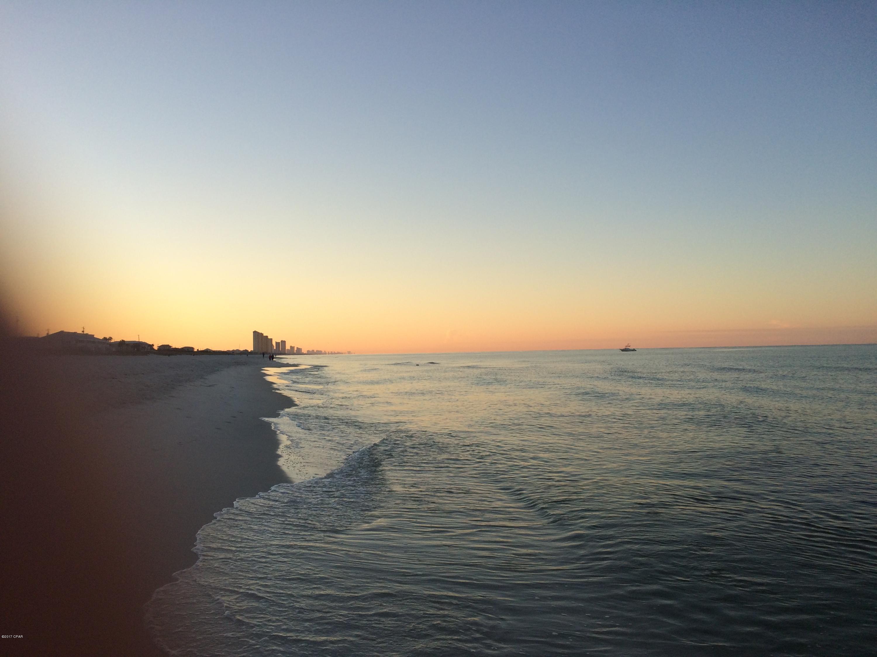 Riviera Beach - Land