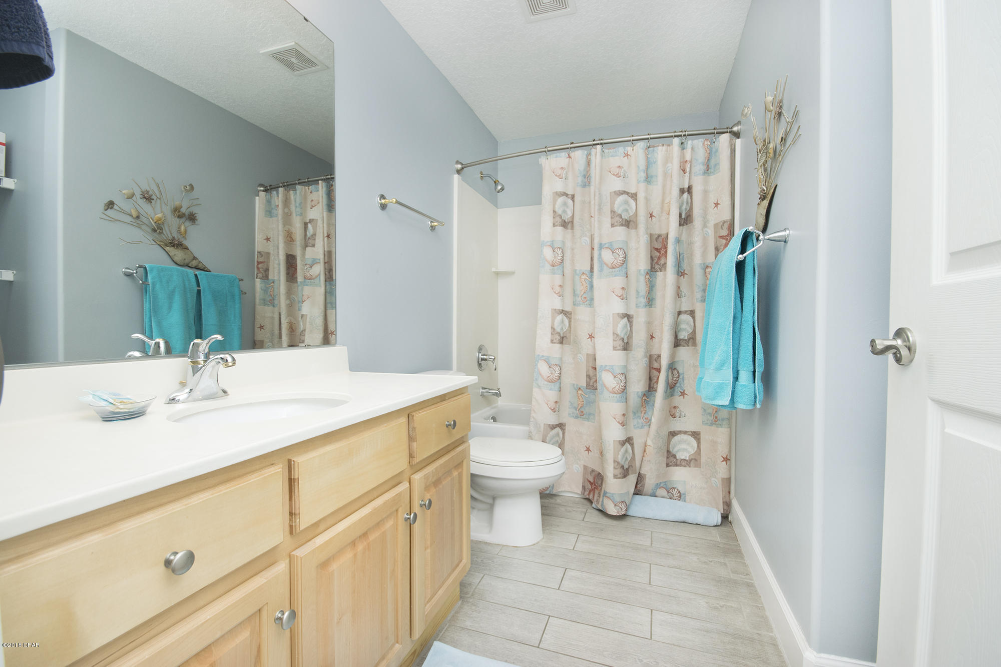 Tropic Winds - Residential